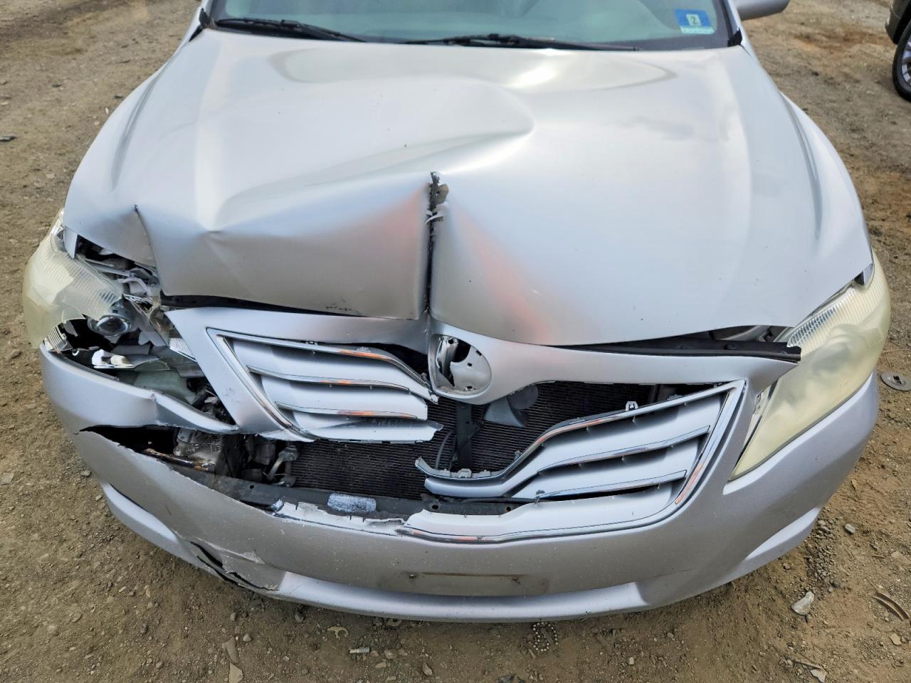 2010 Toyota Camry Xle V6 Silver vin: 4T1BK3EK4AU107718