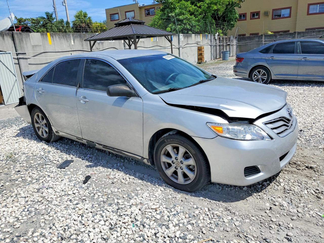 2010 Toyota Camry Le V6 Silver vin: 4T1BK3EK4AU108786