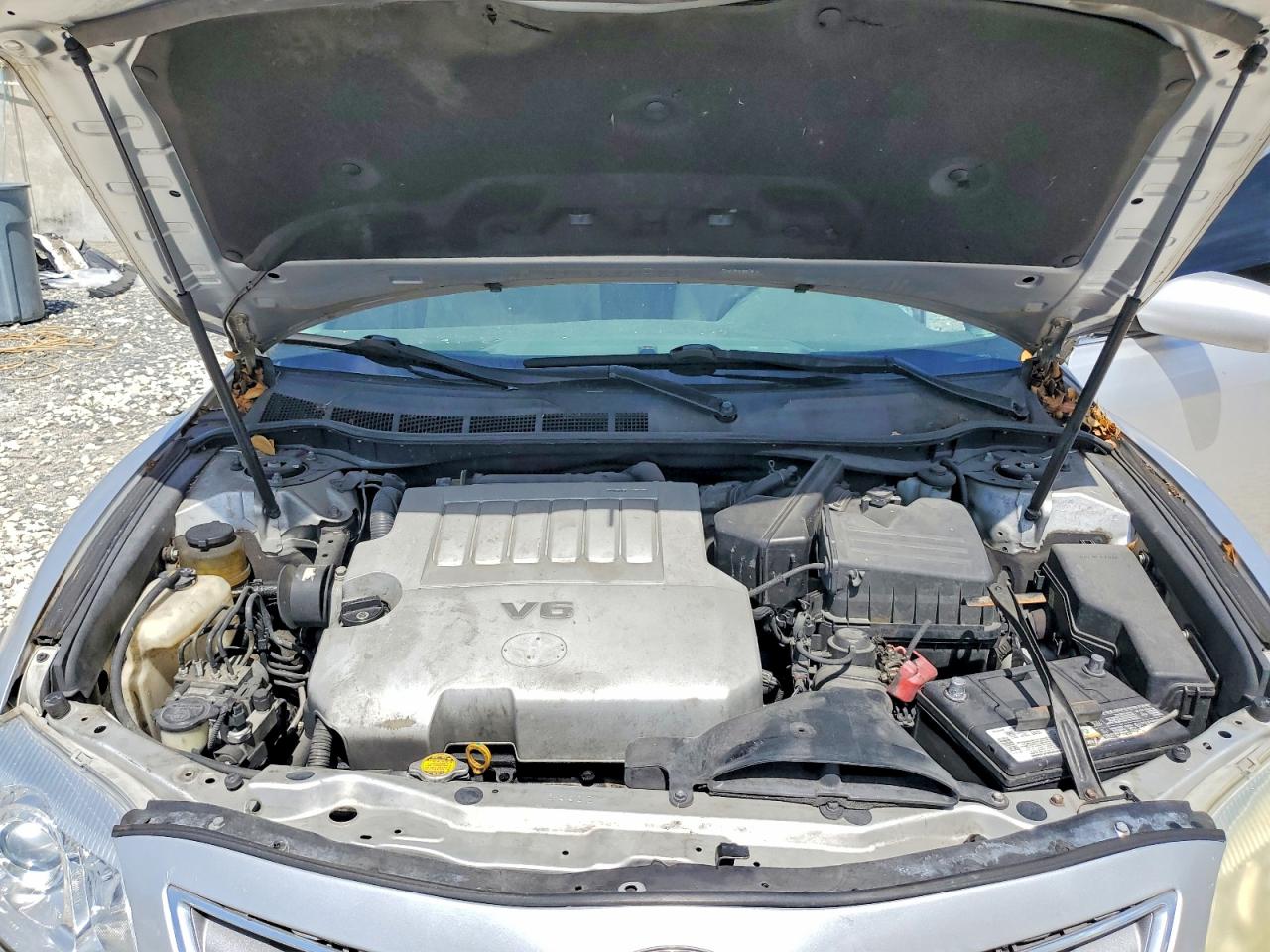2010 Toyota Camry Le V6 Silver vin: 4T1BK3EK4AU108786