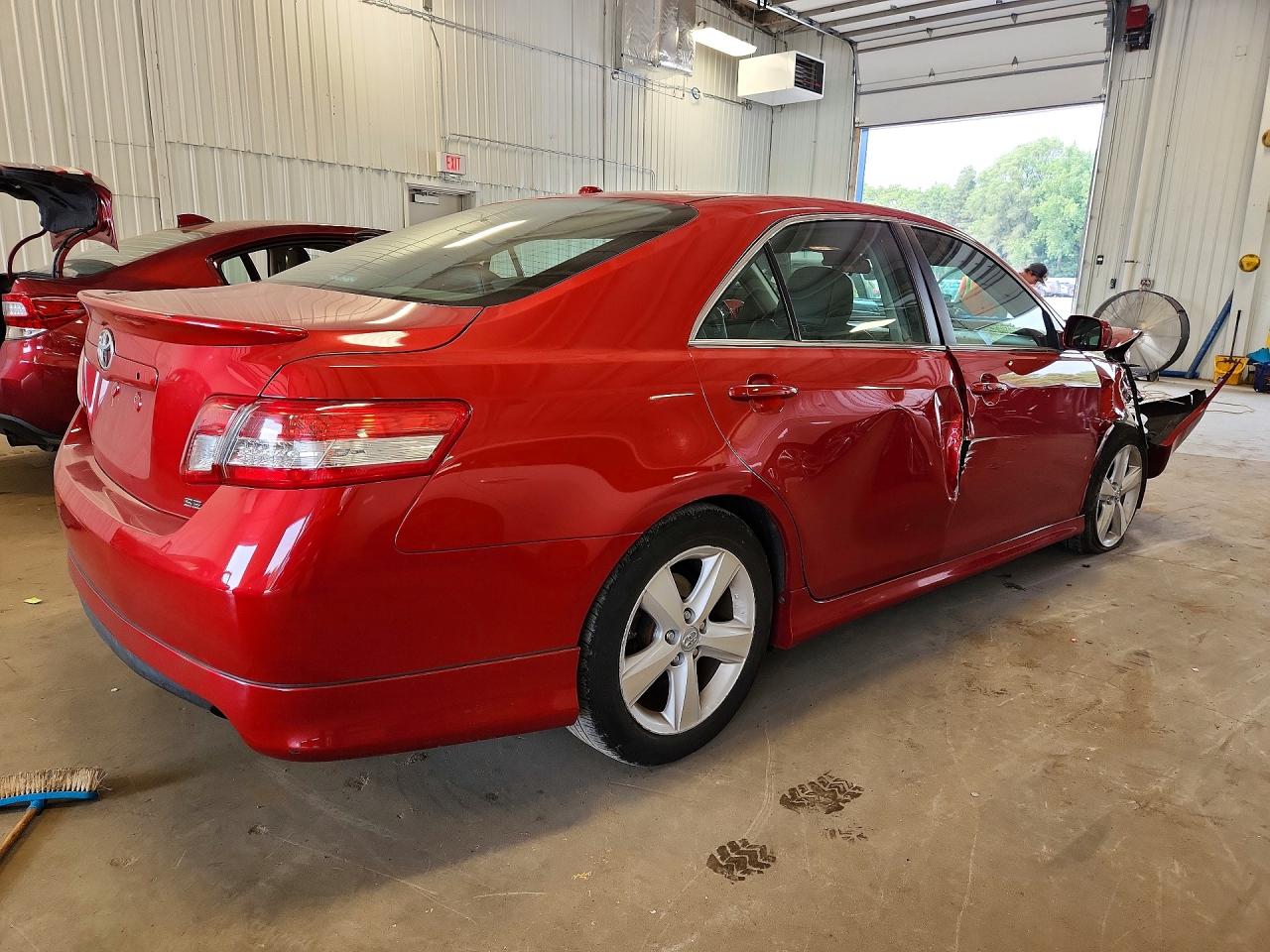 2011 Toyota Camry Se V6 Red vin: 4T1BK3EK4BU122589