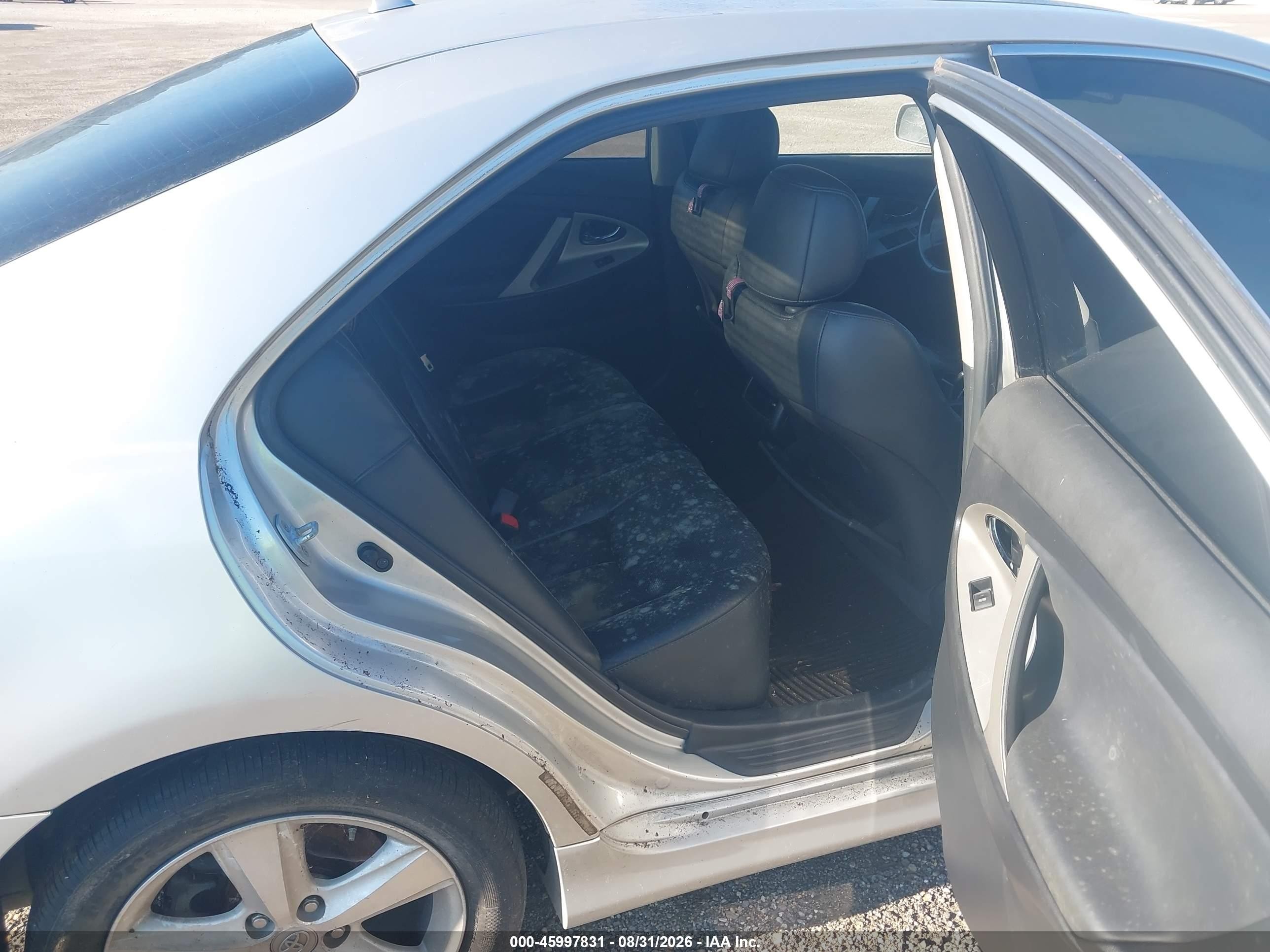 2011 Toyota Camry Se V6 Silver vin: 4T1BK3EK4BU131552