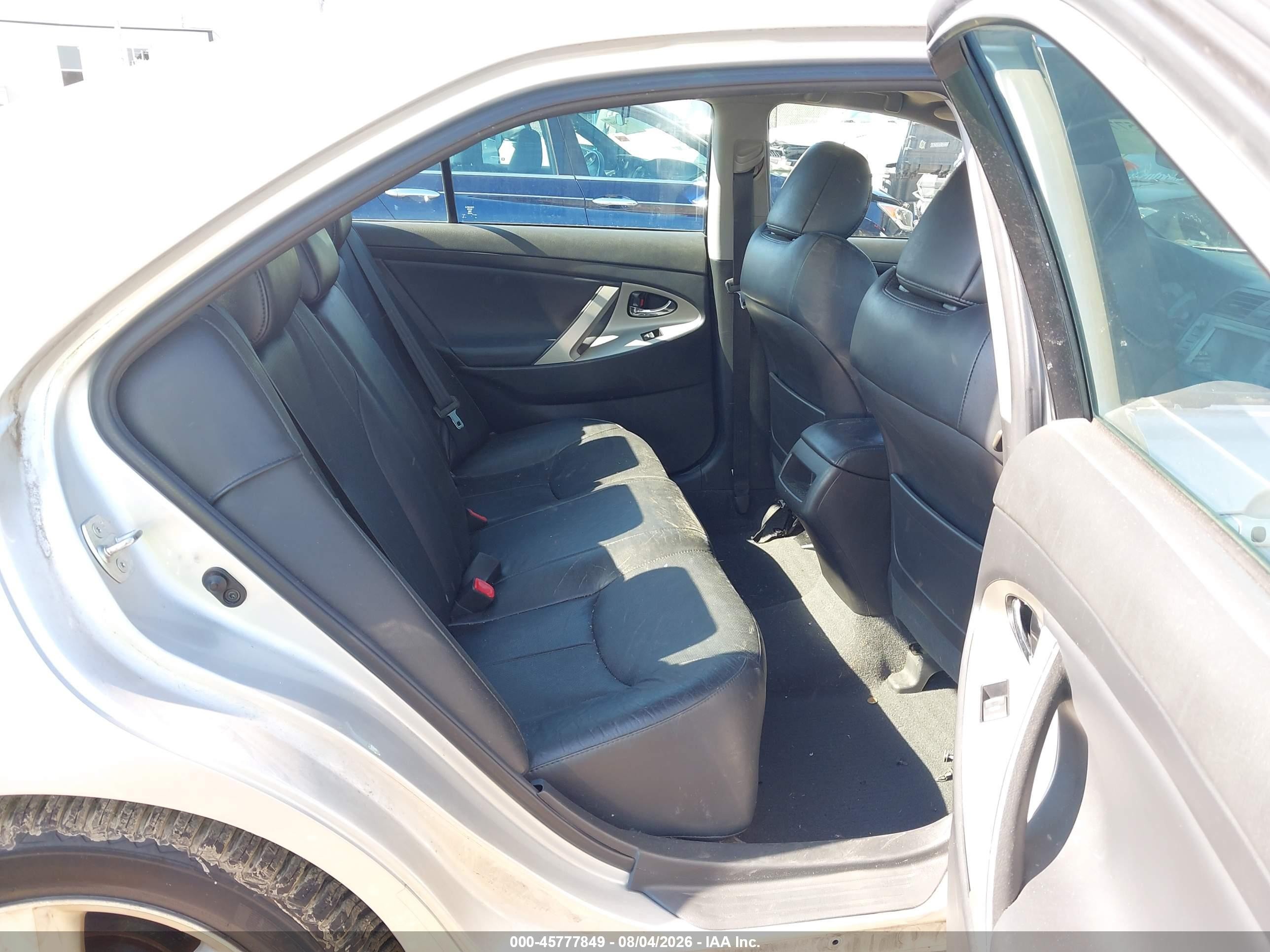 2011 Toyota Camry Se V6 Серебряный vin: 4T1BK3EK4BU617052