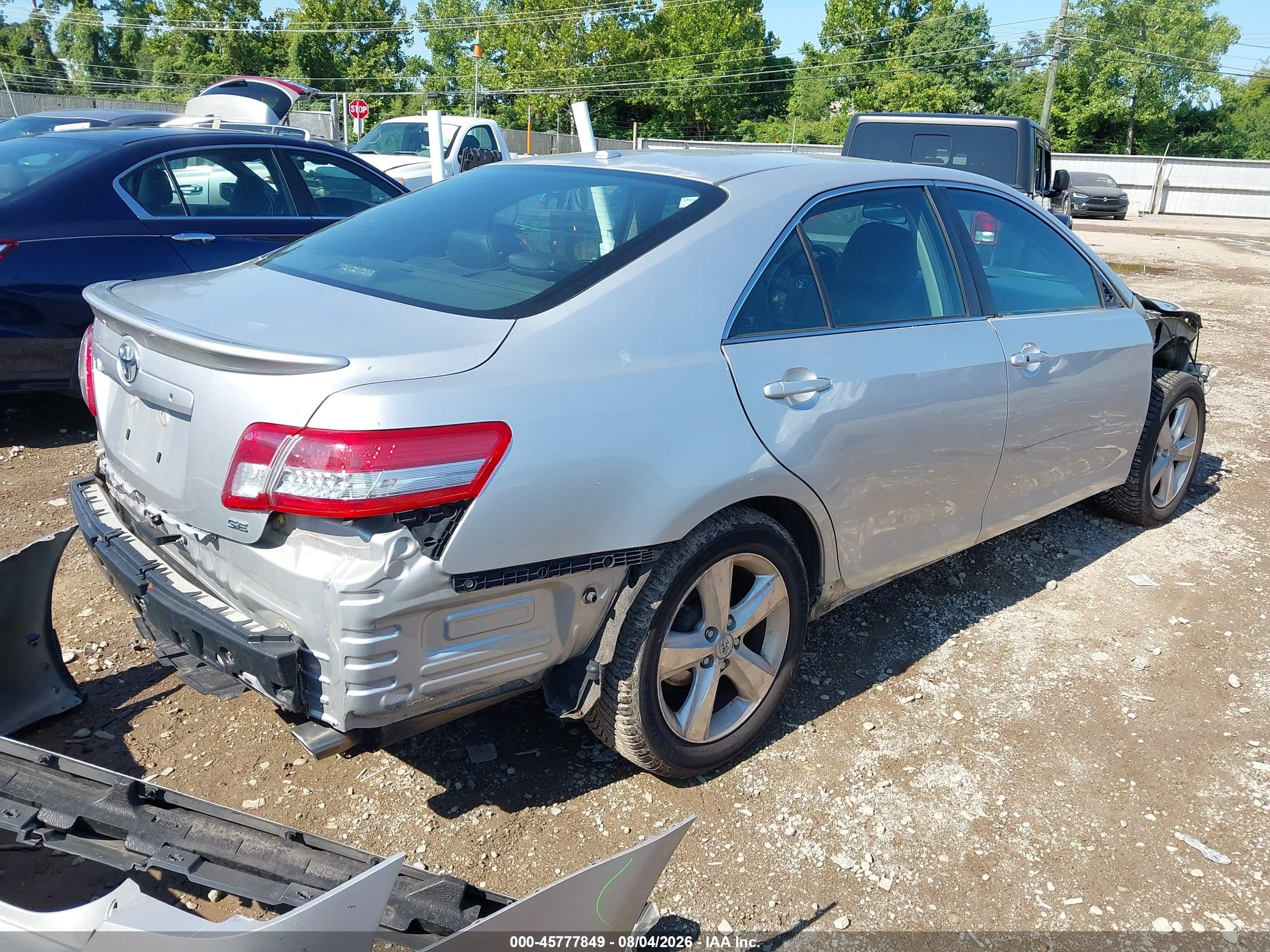 2011 Toyota Camry Se V6 Серебряный vin: 4T1BK3EK4BU617052