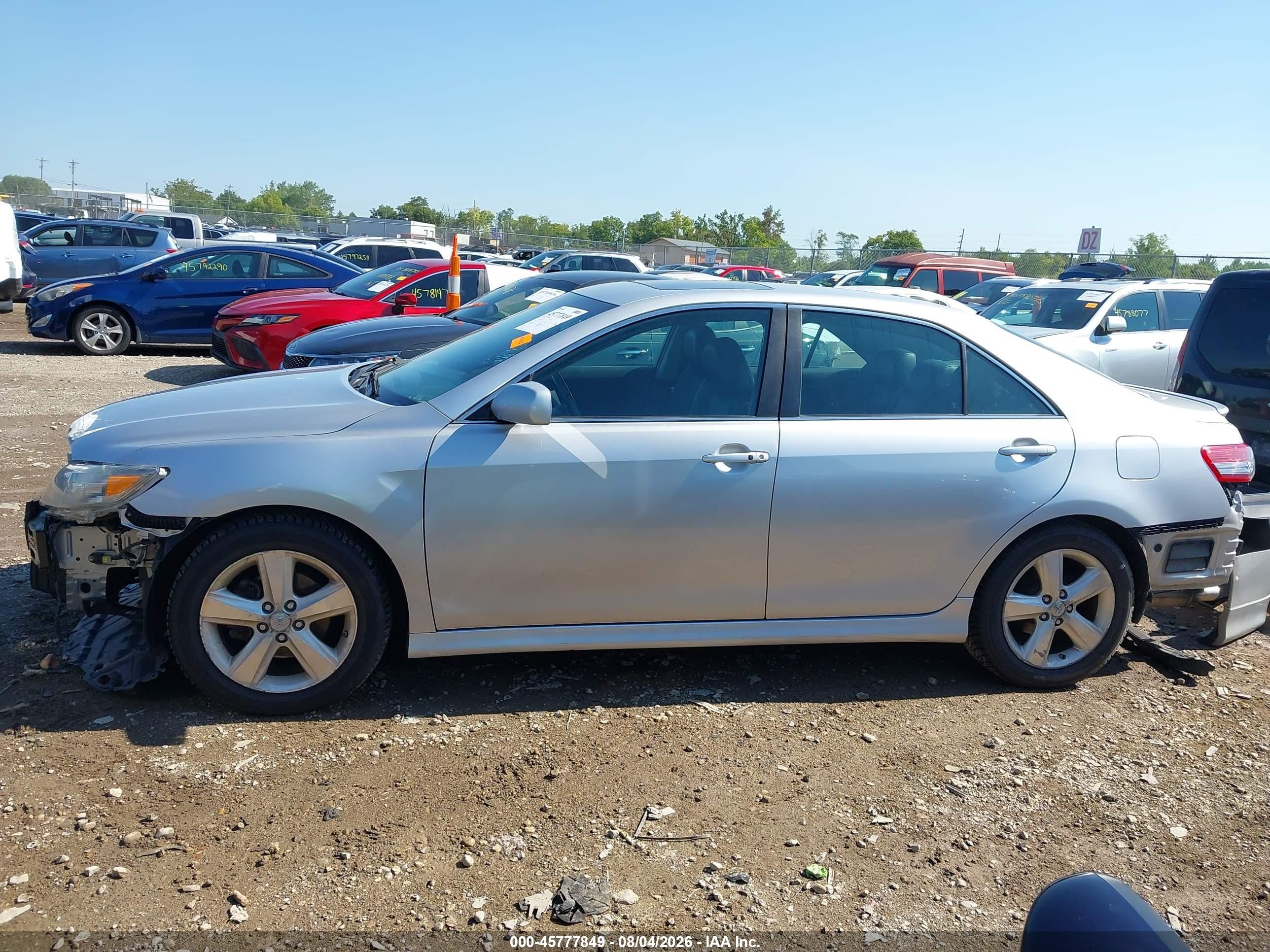 2011 Toyota Camry Se V6 Серебряный vin: 4T1BK3EK4BU617052