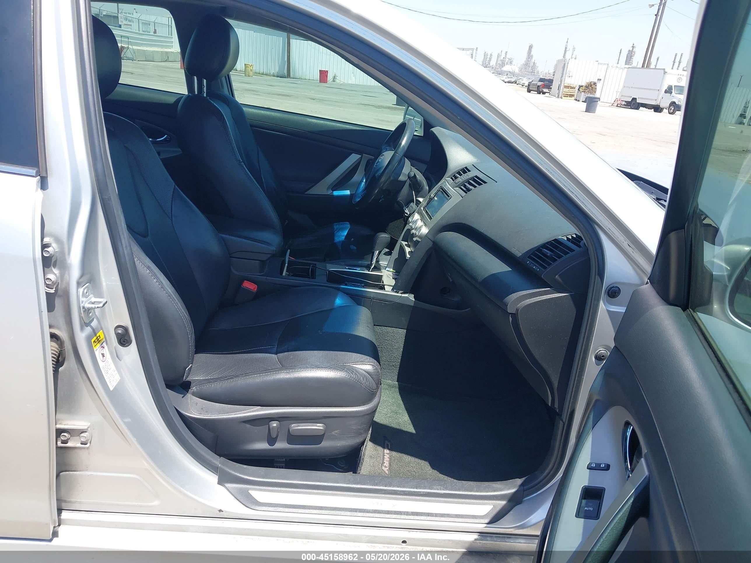 2011 Toyota Camry Se V6 Silver vin: 4T1BK3EK4BU622008