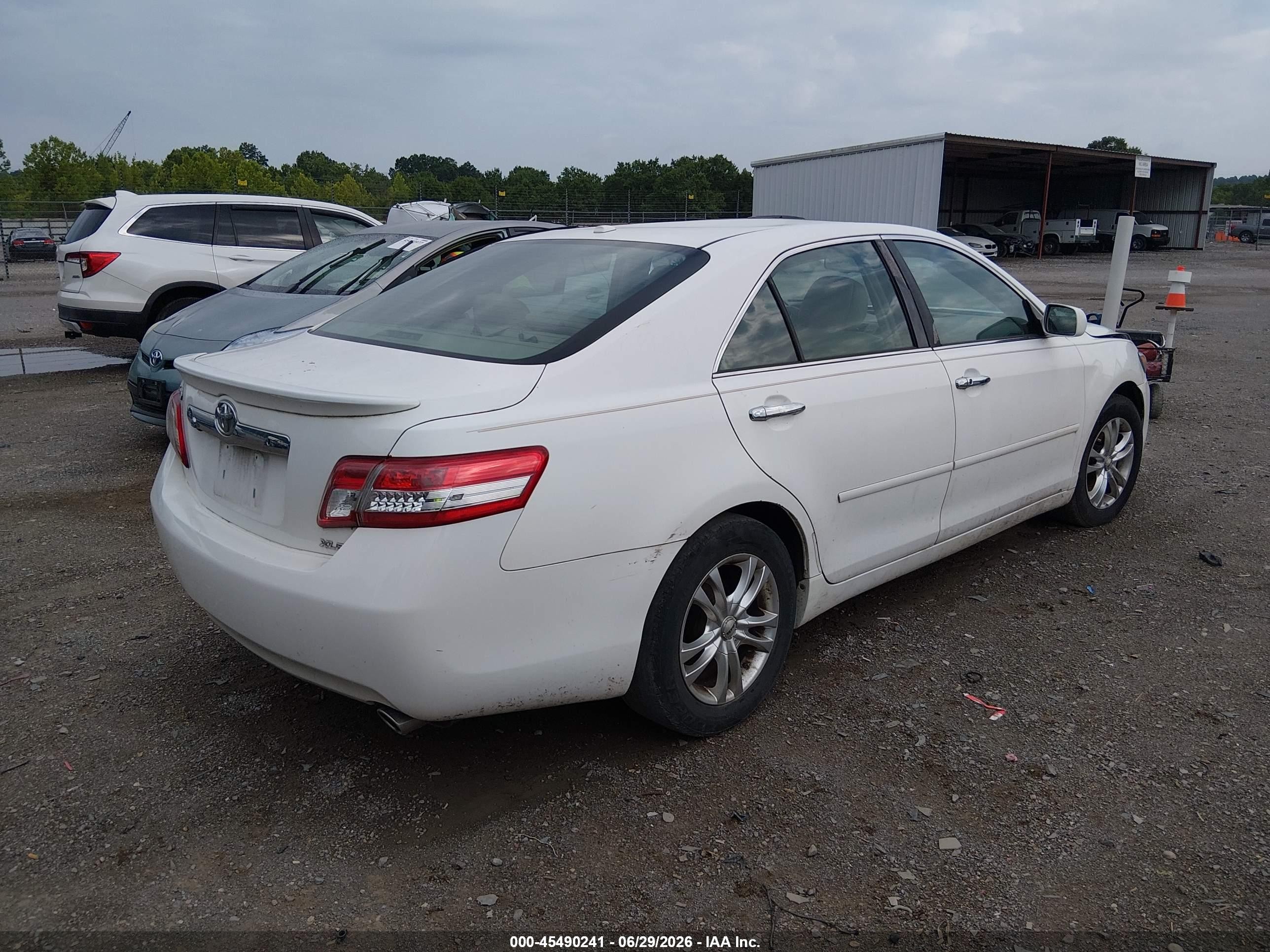 2011 Toyota Camry Xle V6 White vin: 4T1BK3EK4BU629234