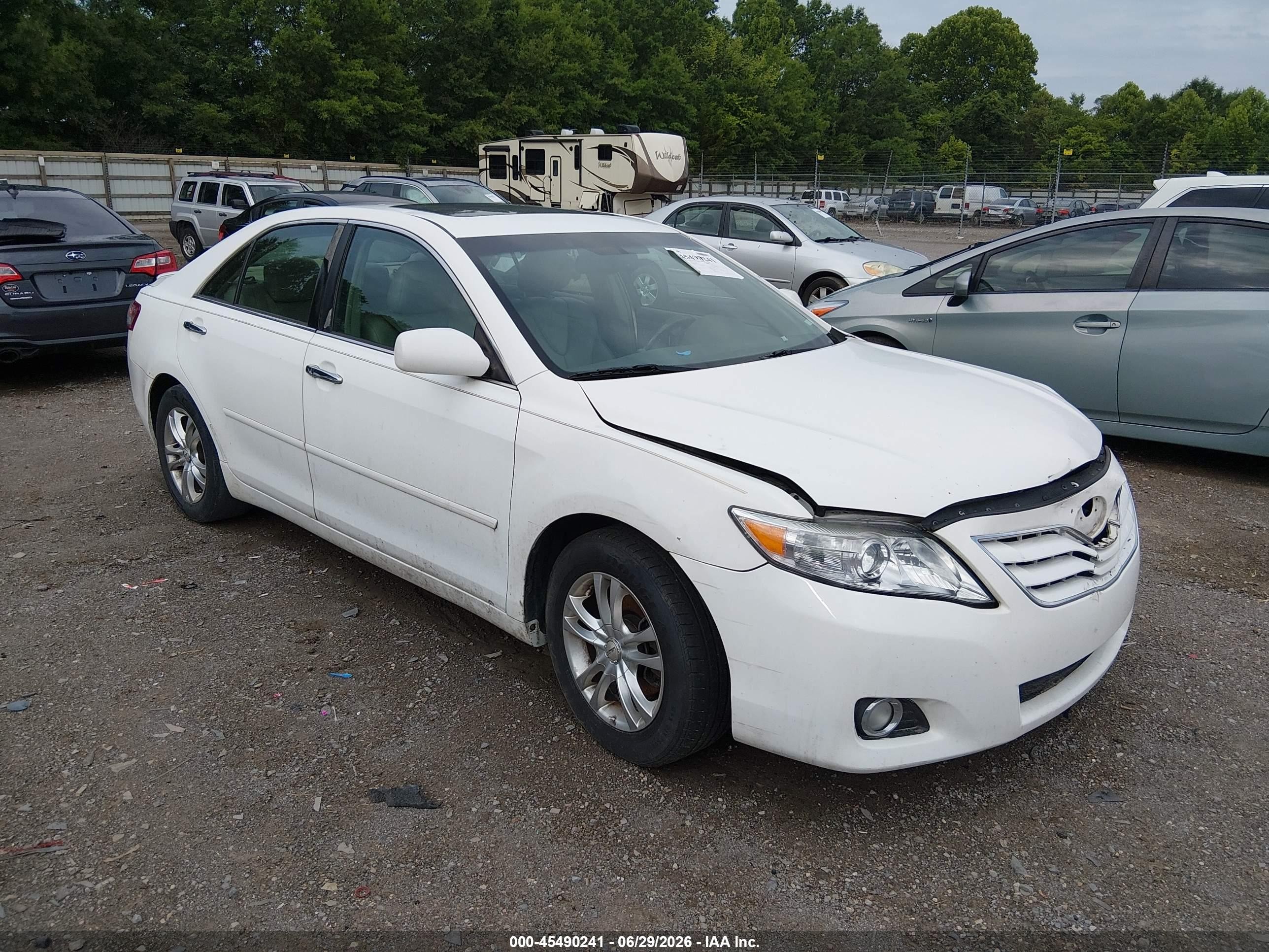 2011 Toyota Camry Xle V6 White vin: 4T1BK3EK4BU629234