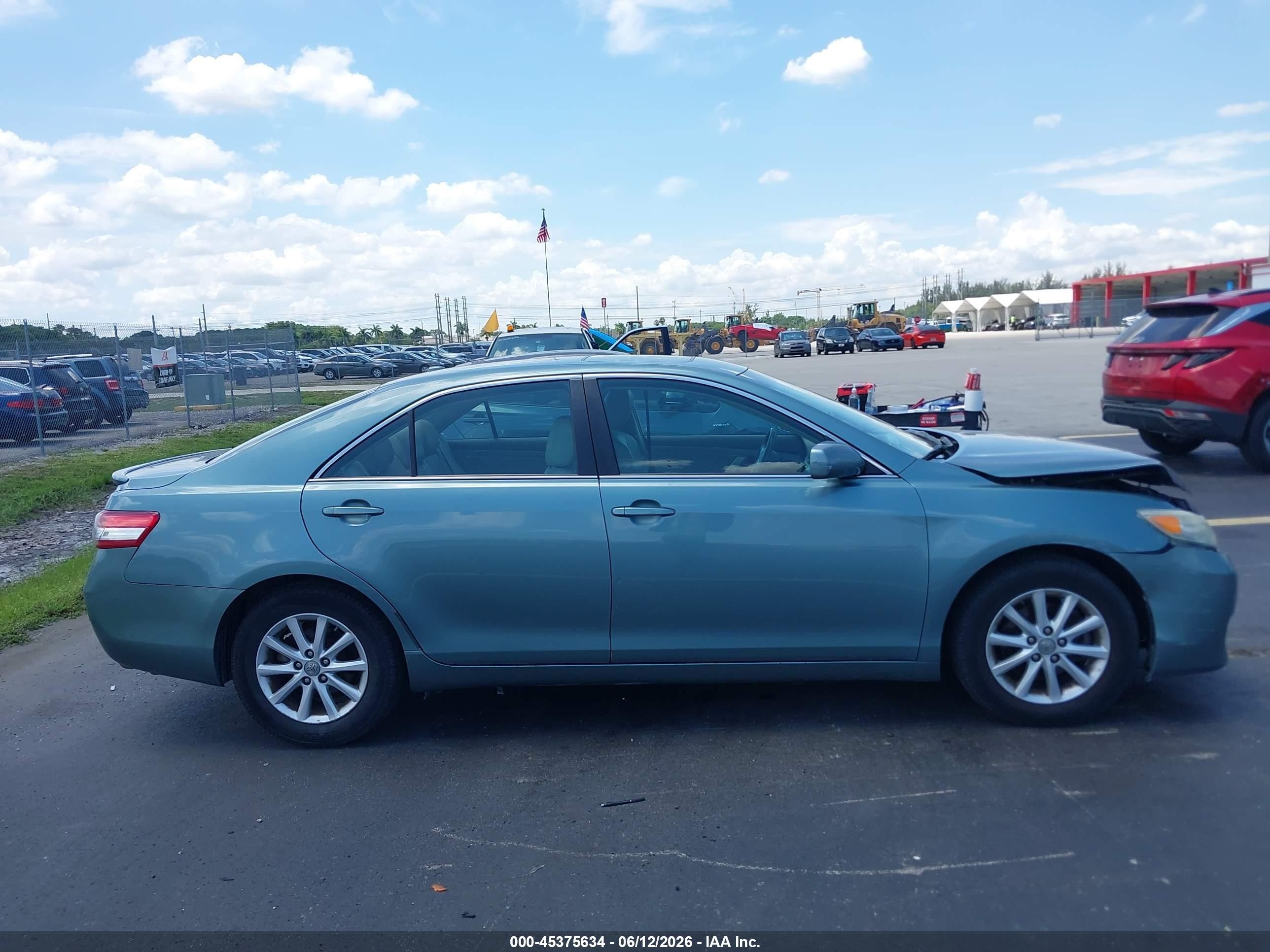 2010 Toyota Camry Xle V6 Green vin: 4T1BK3EK5AU607970