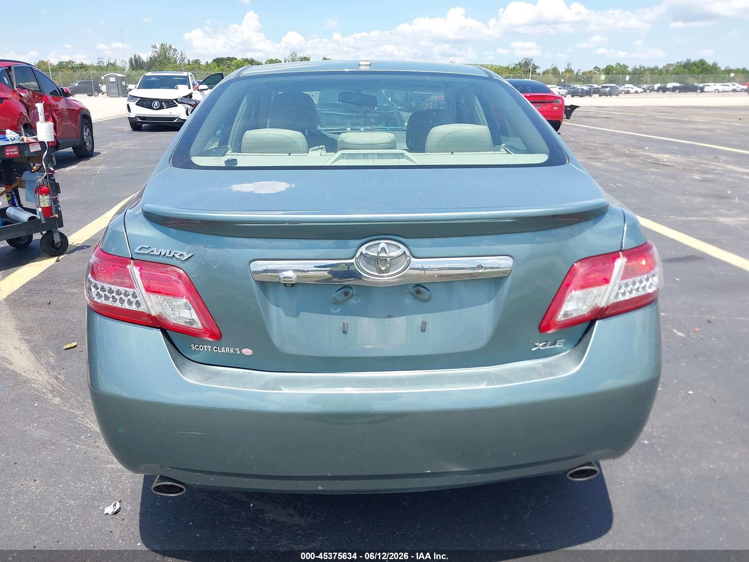 2010 Toyota Camry Xle V6 Green vin: 4T1BK3EK5AU607970
