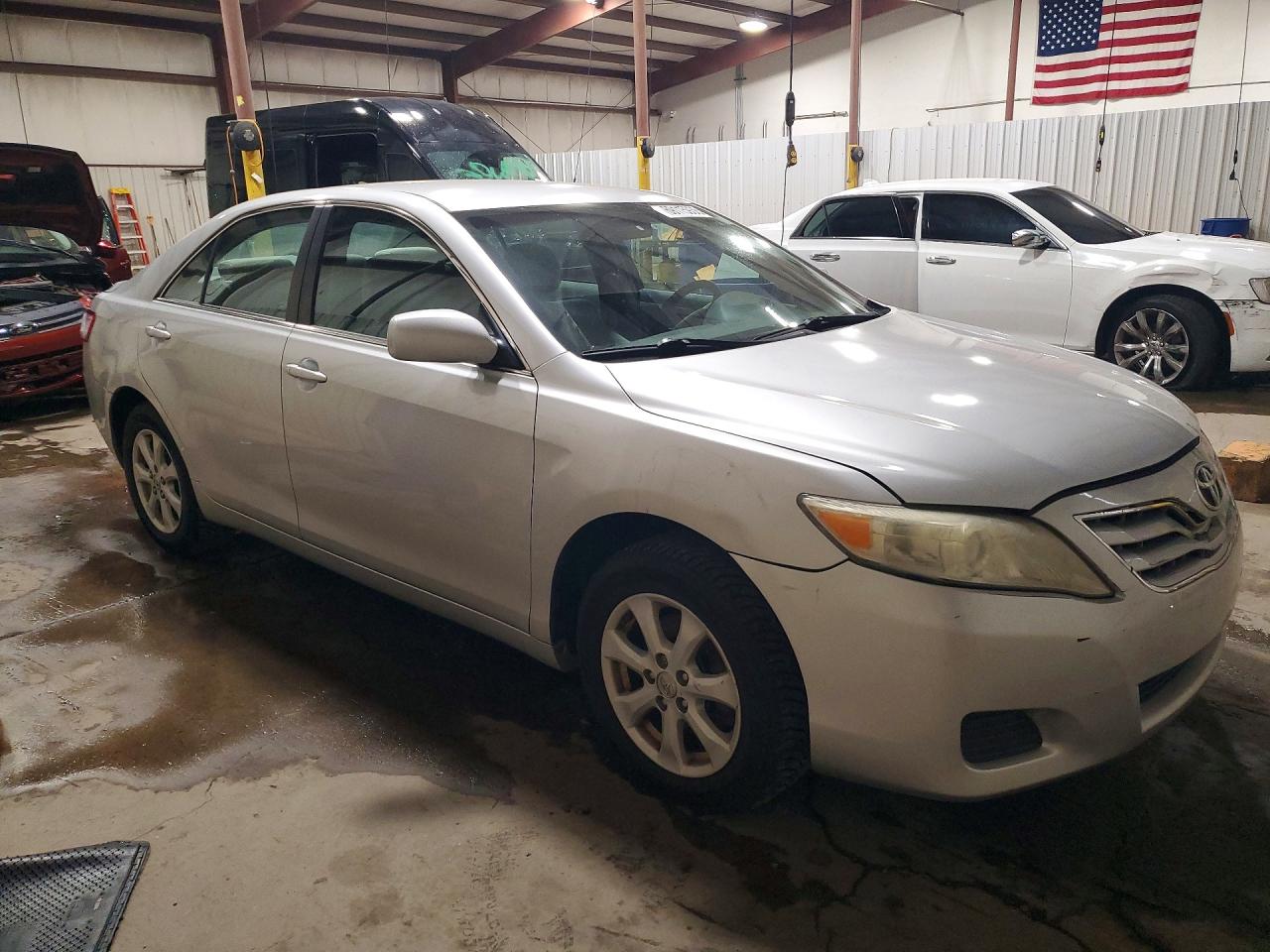 2011 Toyota Camry Le V6 Silver vin: 4T1BK3EK5BU117899