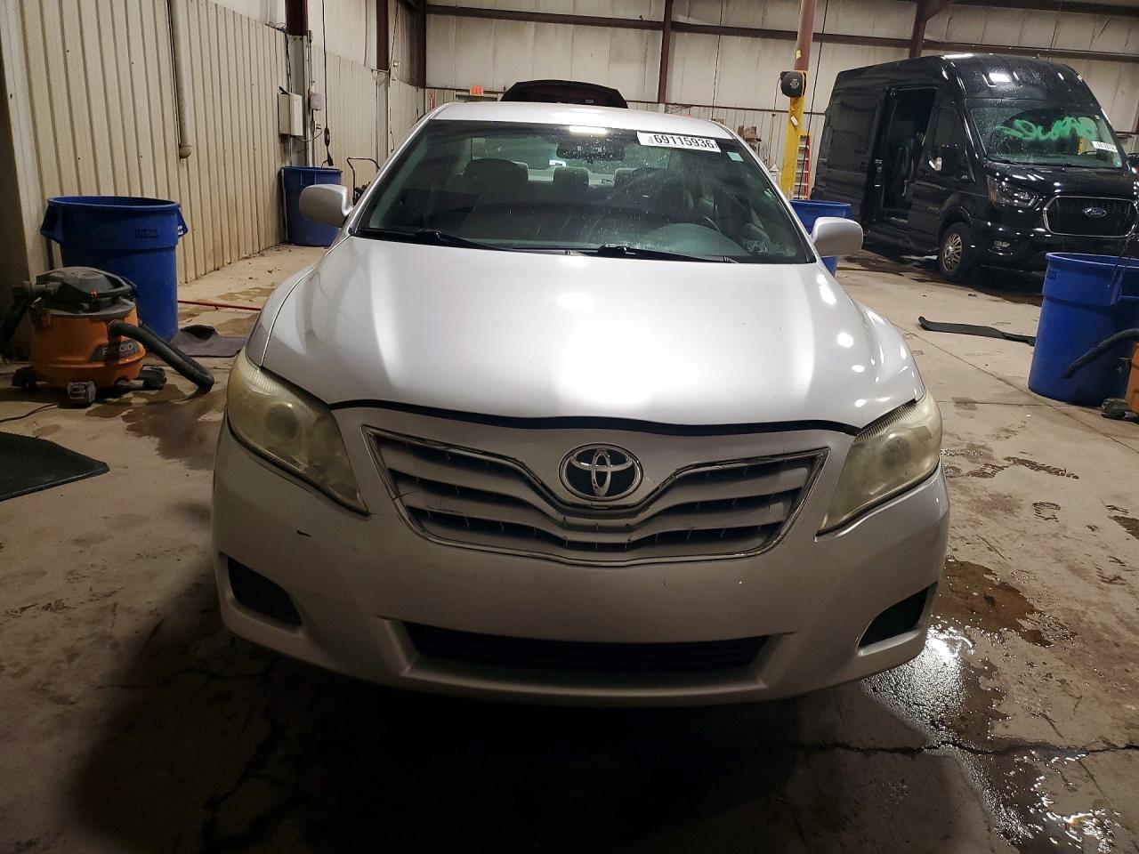 2011 Toyota Camry Le V6 Silver vin: 4T1BK3EK5BU117899