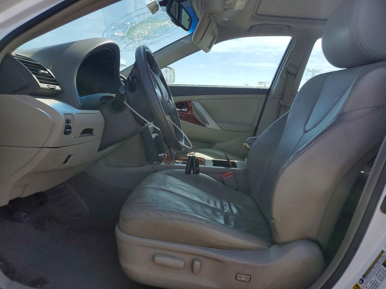 2011 Toyota Camry Xle V6 White vin: 4T1BK3EK5BU610871