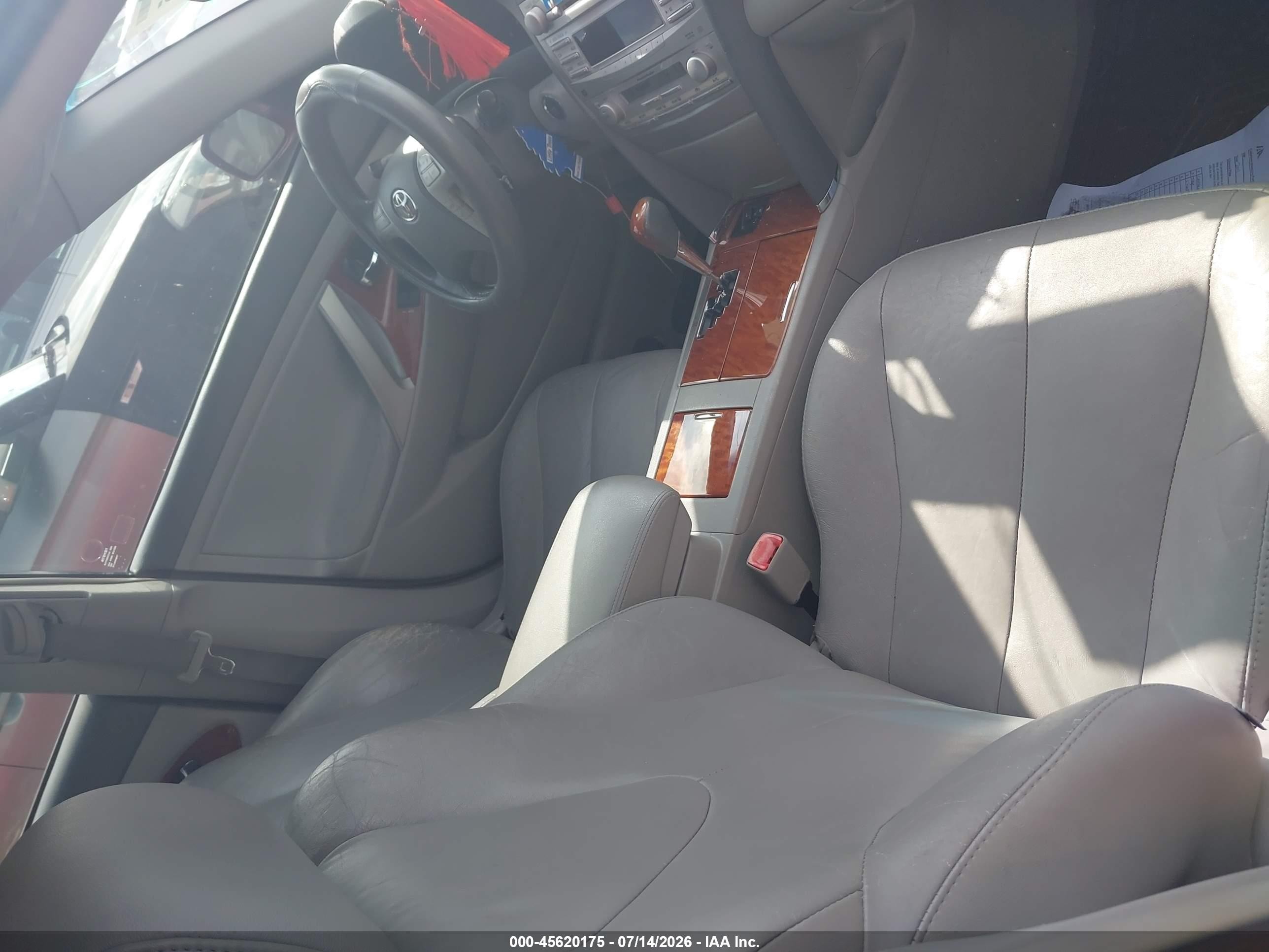 2011 Toyota Camry Xle V6 Red vin: 4T1BK3EK5BU632773