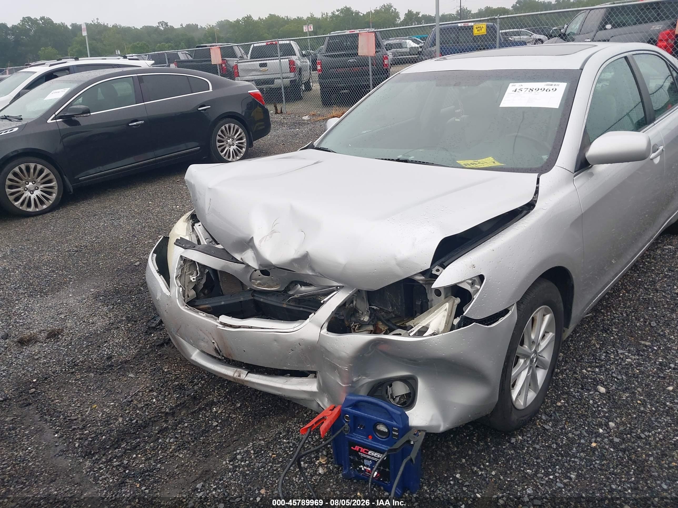 2010 Toyota Camry Xle V6 Silver vin: 4T1BK3EK6AU098830