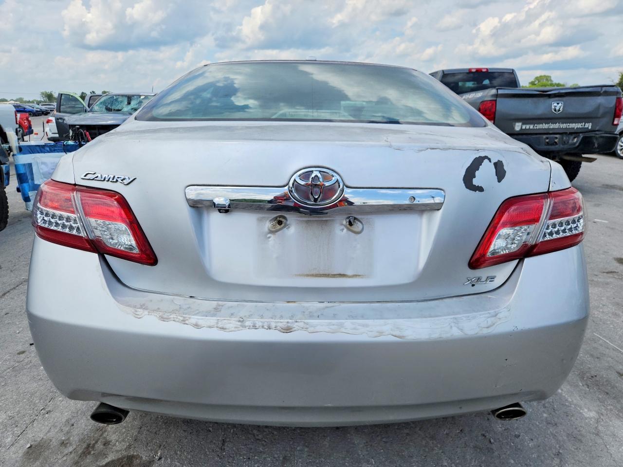2011 Toyota Camry Xle V6 Silver vin: 4T1BK3EK6BU118124