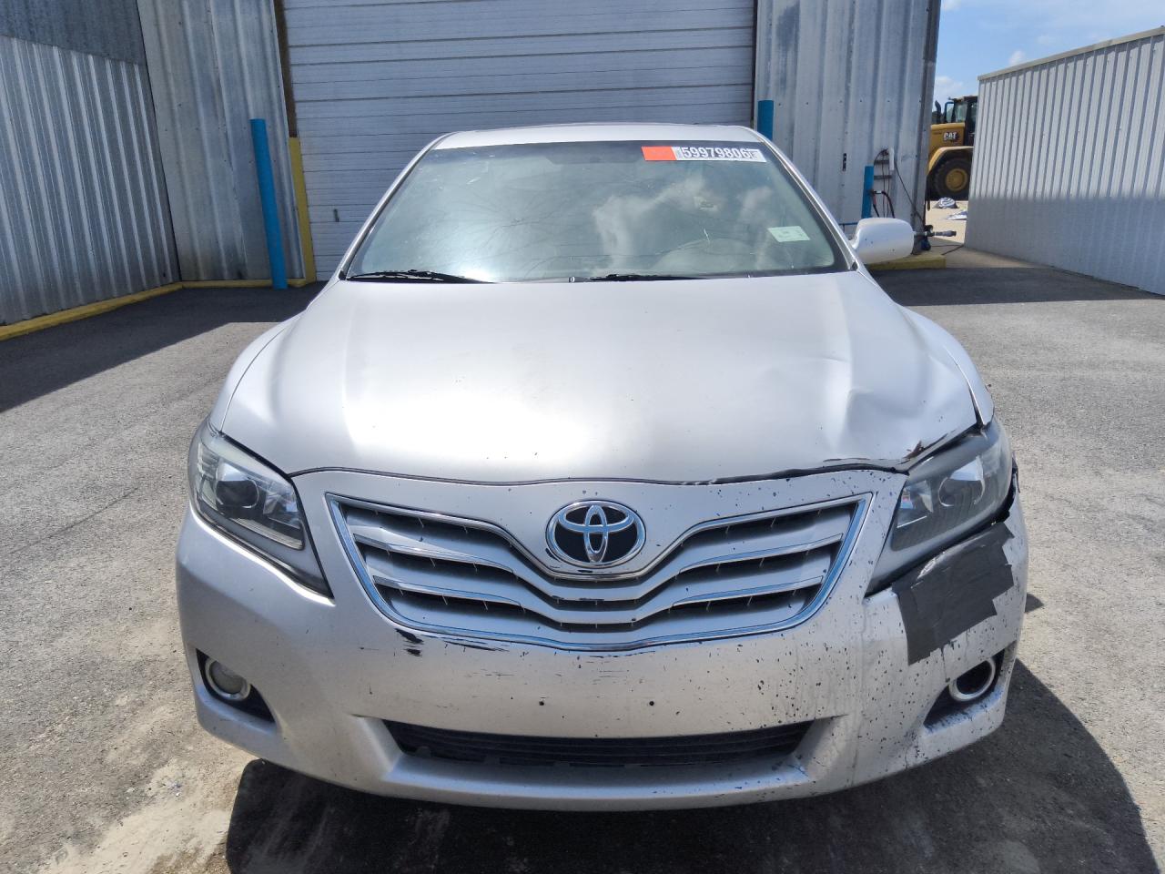 2011 Toyota Camry Xle V6 Silver vin: 4T1BK3EK6BU122786 Damage: Windshield, Broken, Replacement Required