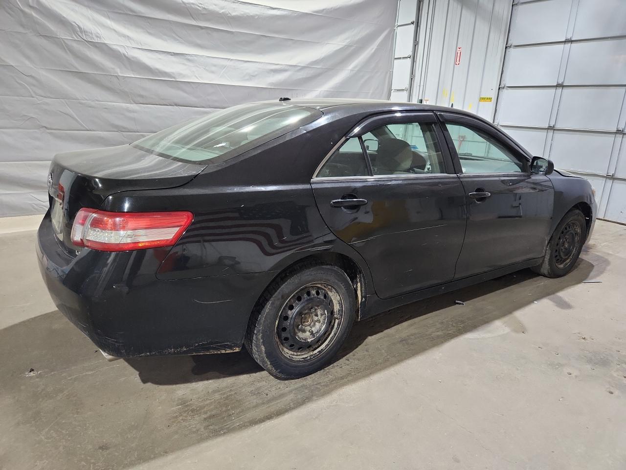 2011 Toyota Camry Le V6 Черный vin: 4T1BK3EK6BU122898 Damage: Right Rear Wheel Cover, Broken, Replacement Required