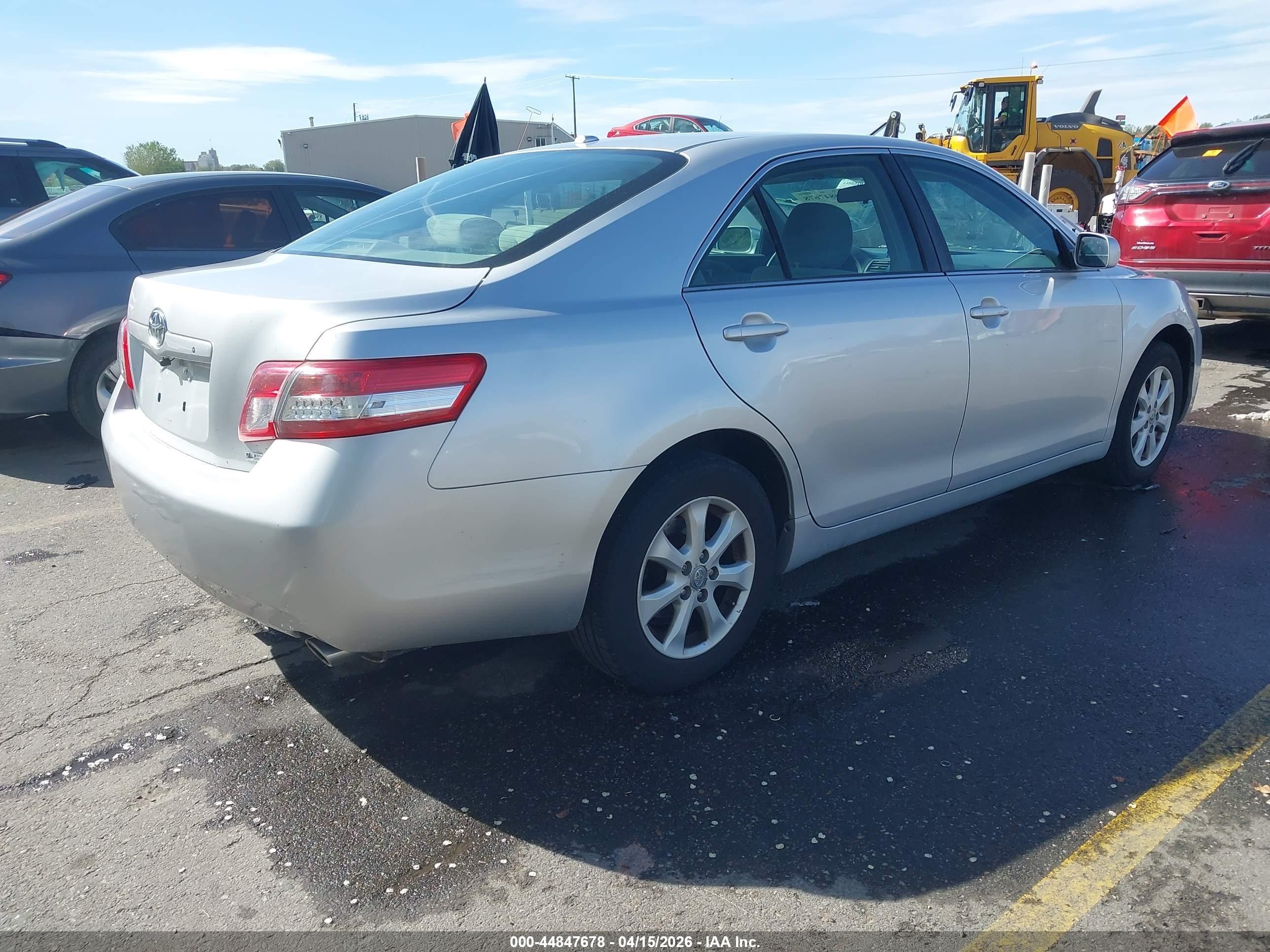 2011 Toyota Camry Le V6 Серебряный vin: 4T1BK3EK6BU125963