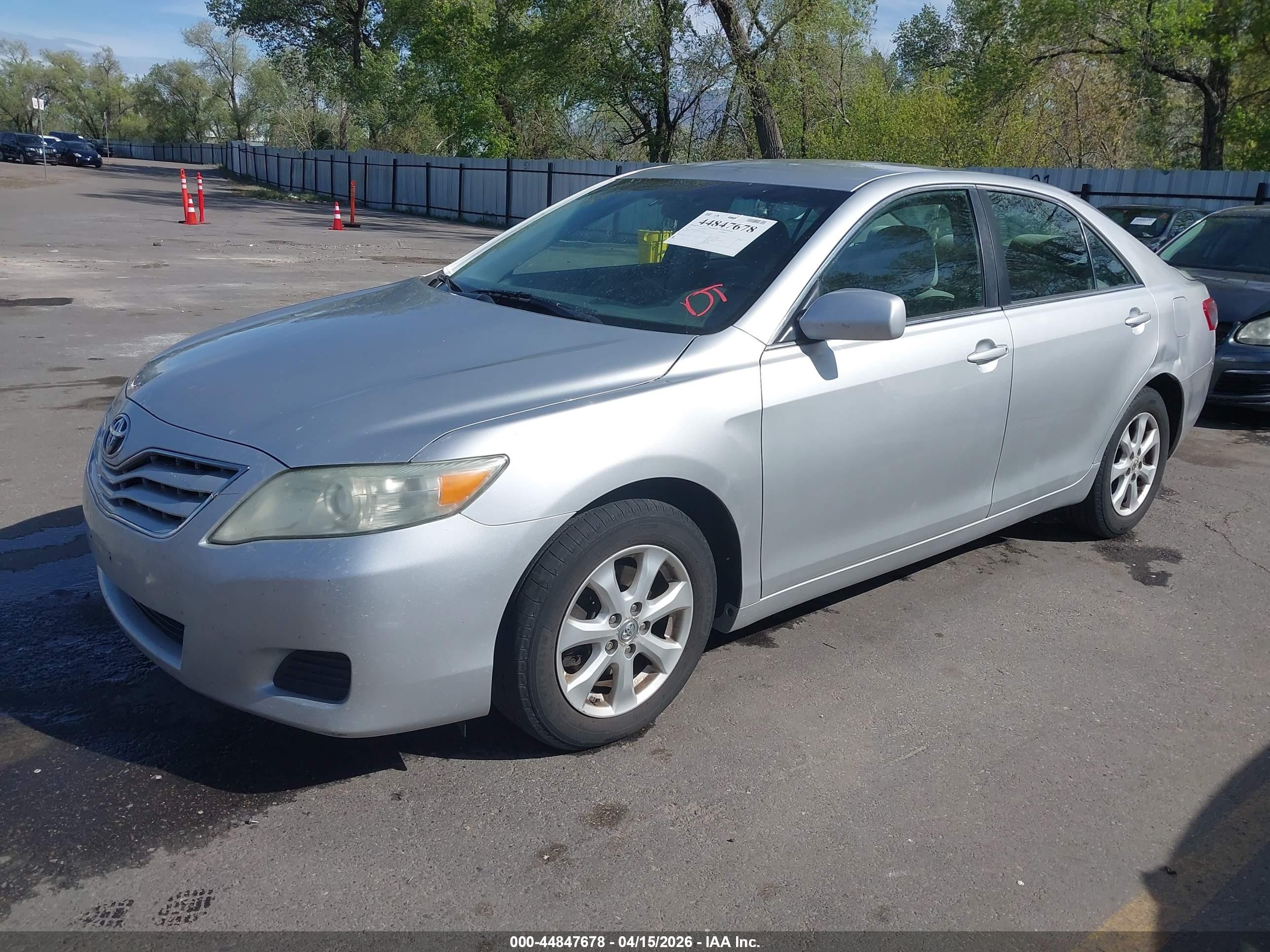 2011 Toyota Camry Le V6 Серебряный vin: 4T1BK3EK6BU125963