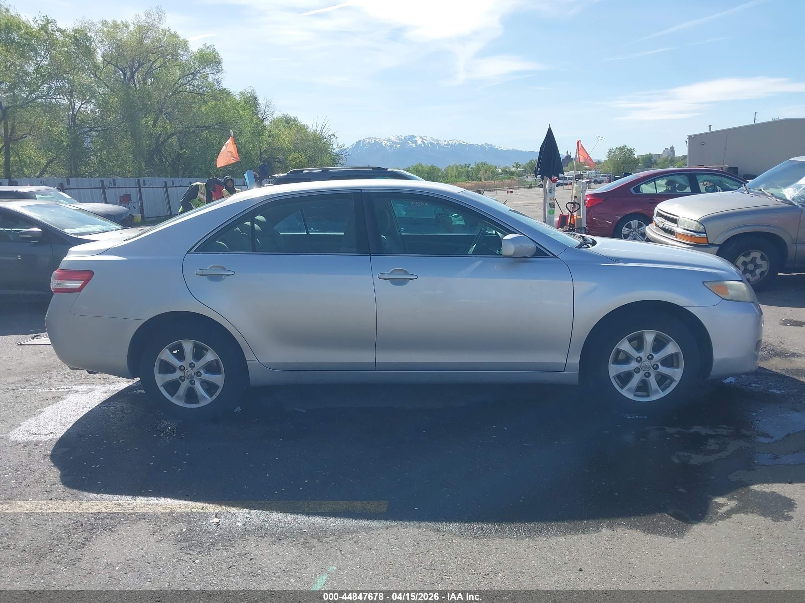 2011 Toyota Camry Le V6 Серебряный vin: 4T1BK3EK6BU125963