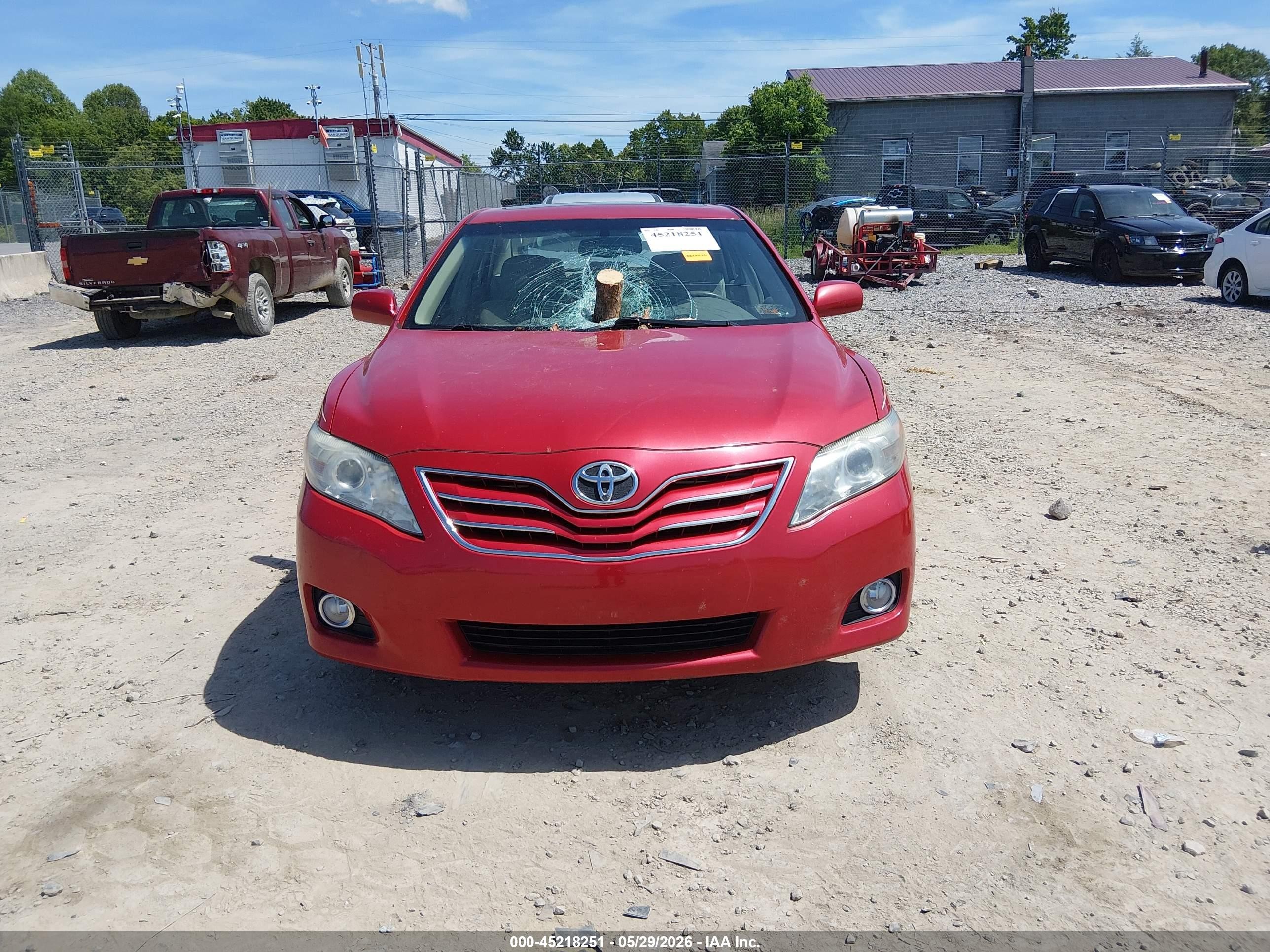 2011 Toyota Camry Xle V6 Red vin: 4T1BK3EK6BU618929