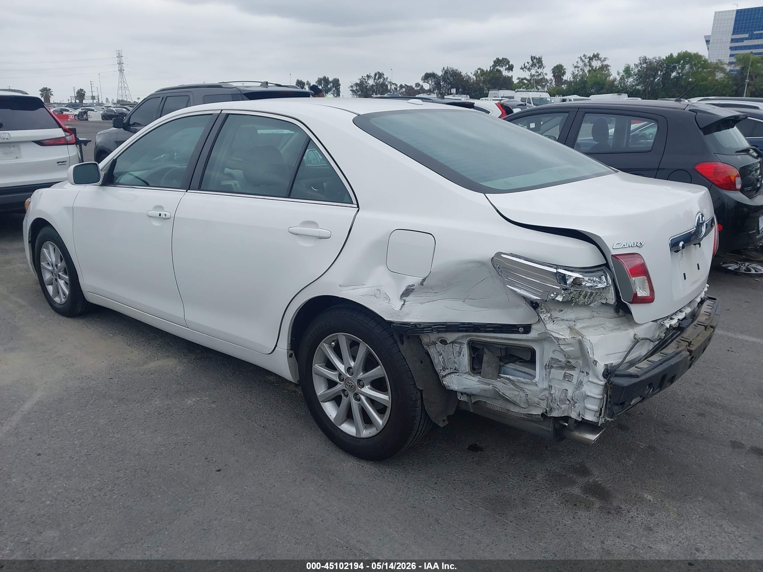 2011 Toyota Camry Xle V6 White vin: 4T1BK3EK6BU627226