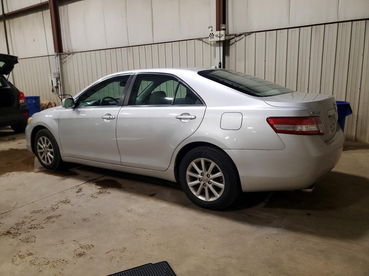 2010 Toyota Camry Xle V6 Серебряный vin: 4T1BK3EK7AU101797