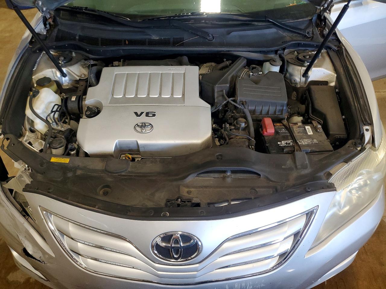 2010 Toyota Camry Xle V6 Серебряный vin: 4T1BK3EK7AU101797