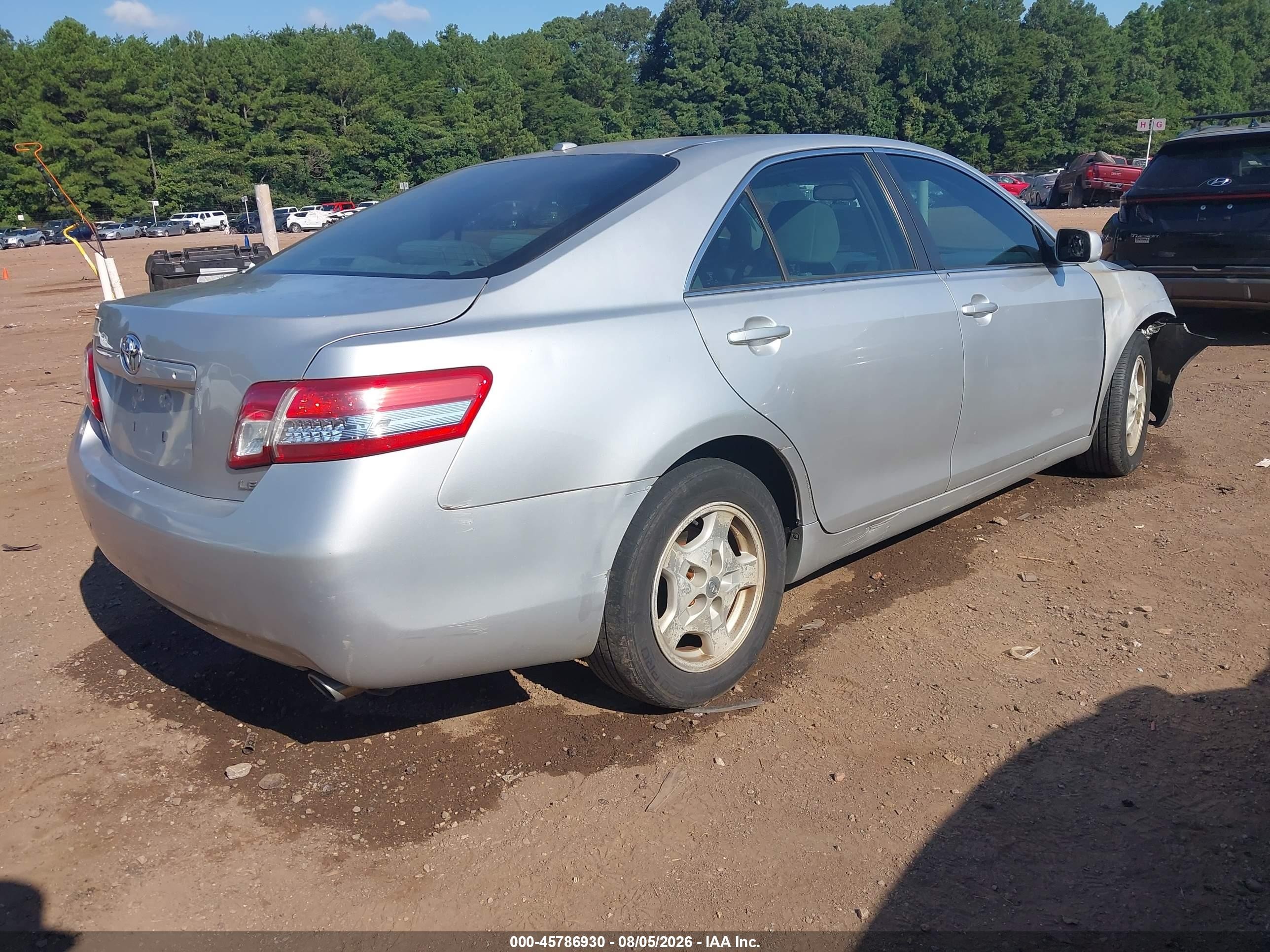 2010 Toyota Camry Le V6 Серебряный vin: 4T1BK3EK7AU106028