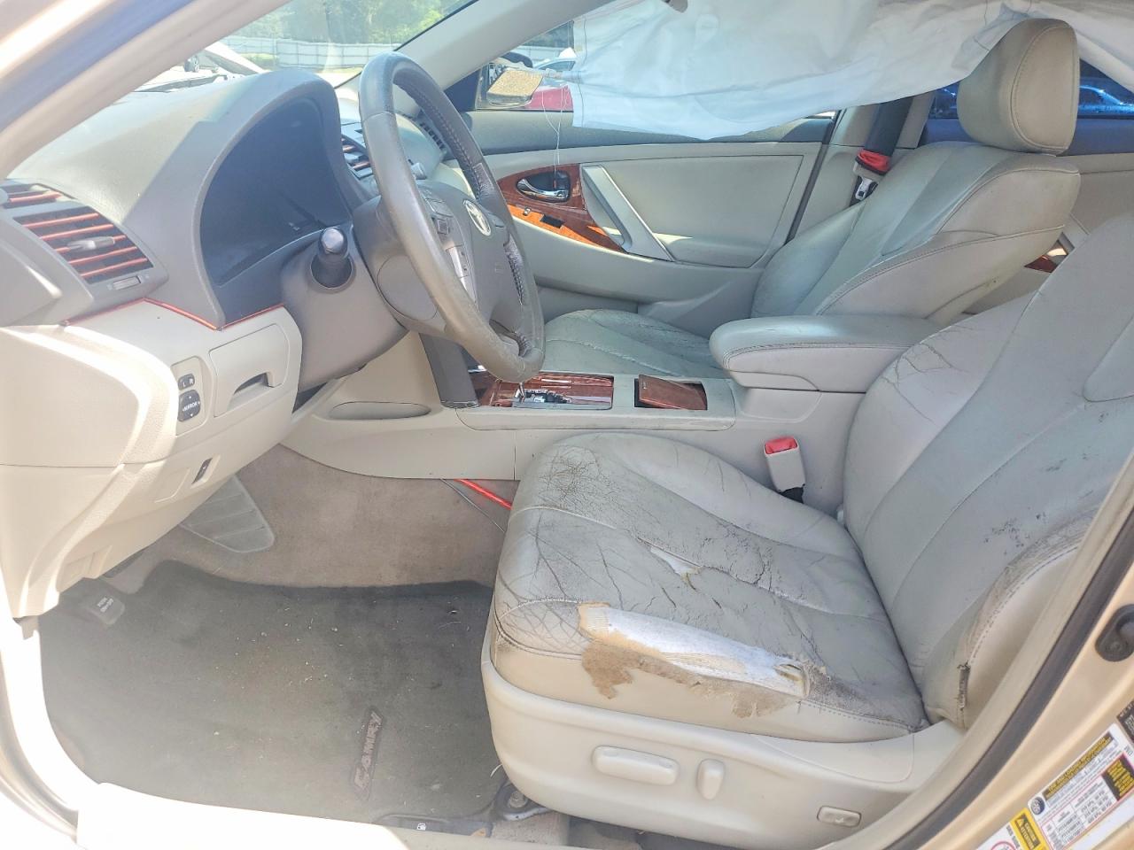 2011 Toyota Camry Xle V6 Gold vin: 4T1BK3EK7BU120867