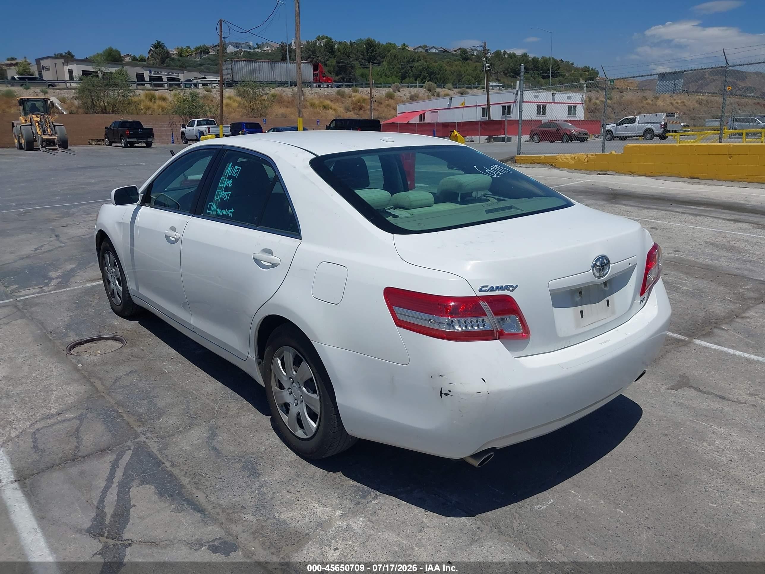 2011 Toyota Camry Le V6 White vin: 4T1BK3EK7BU611150