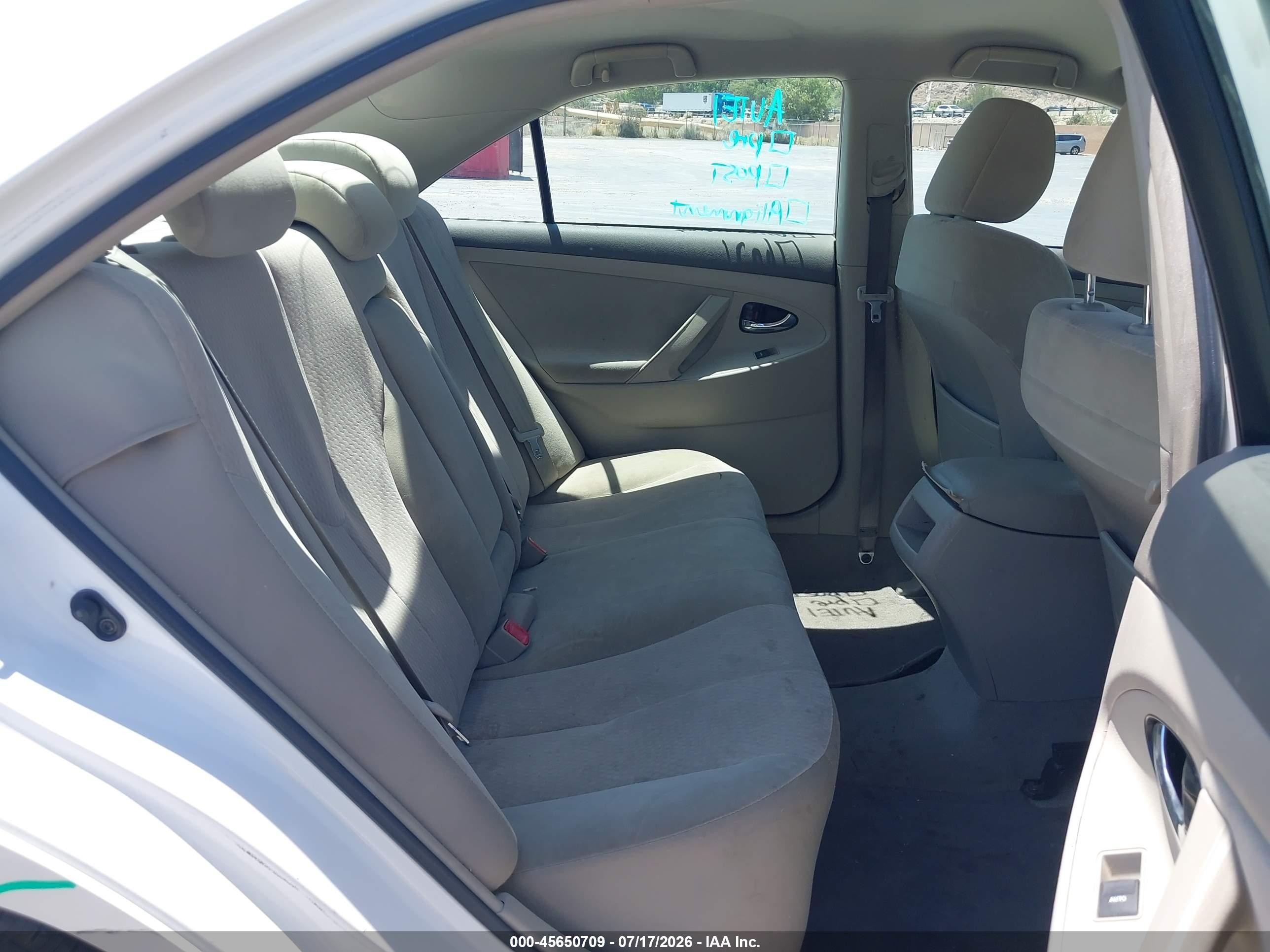 2011 Toyota Camry Le V6 White vin: 4T1BK3EK7BU611150