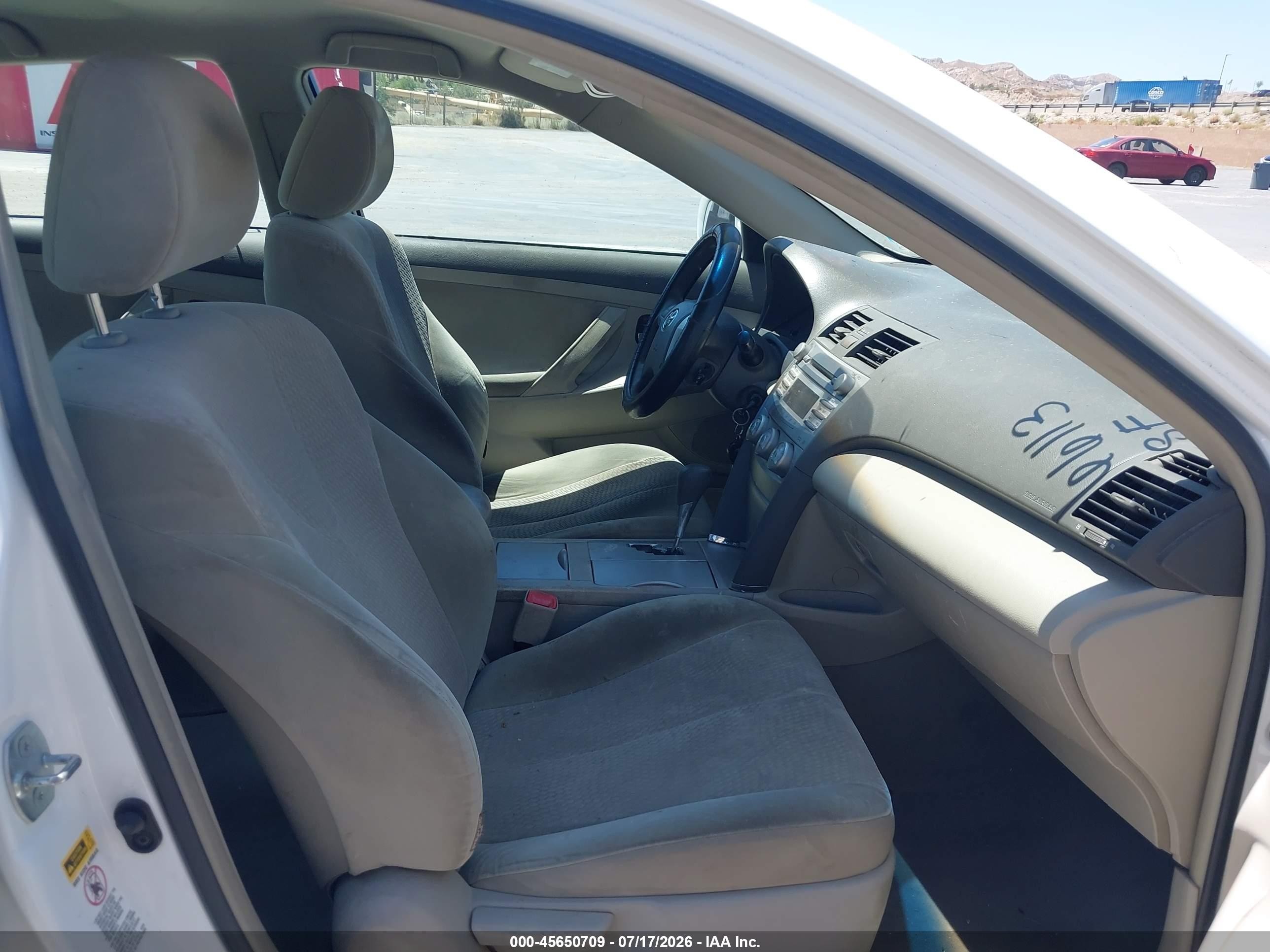 2011 Toyota Camry Le V6 White vin: 4T1BK3EK7BU611150