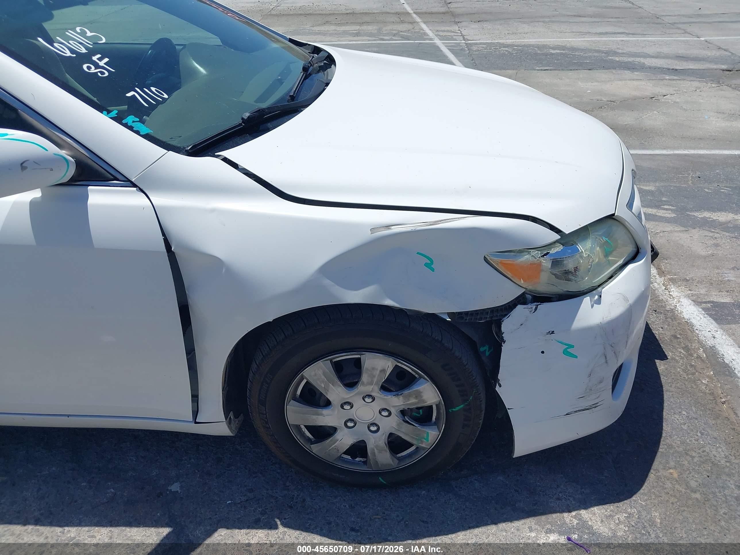 2011 Toyota Camry Le V6 White vin: 4T1BK3EK7BU611150
