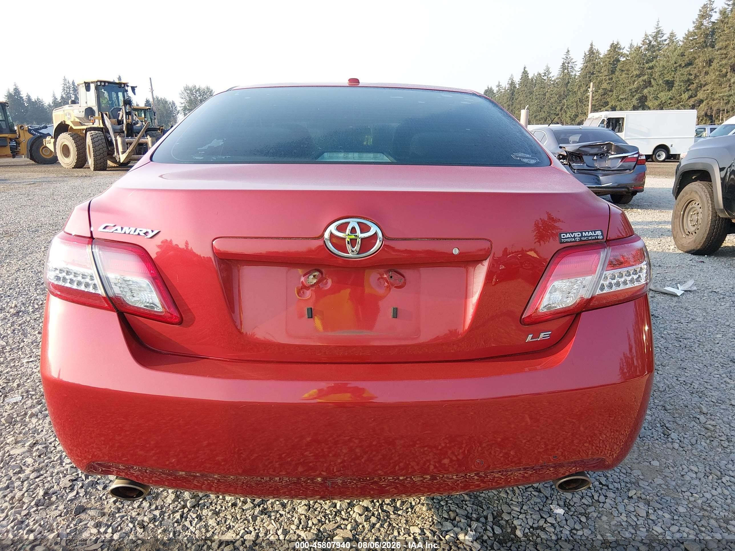 2010 Toyota Camry Le V6 Red vin: 4T1BK3EK8AU110945