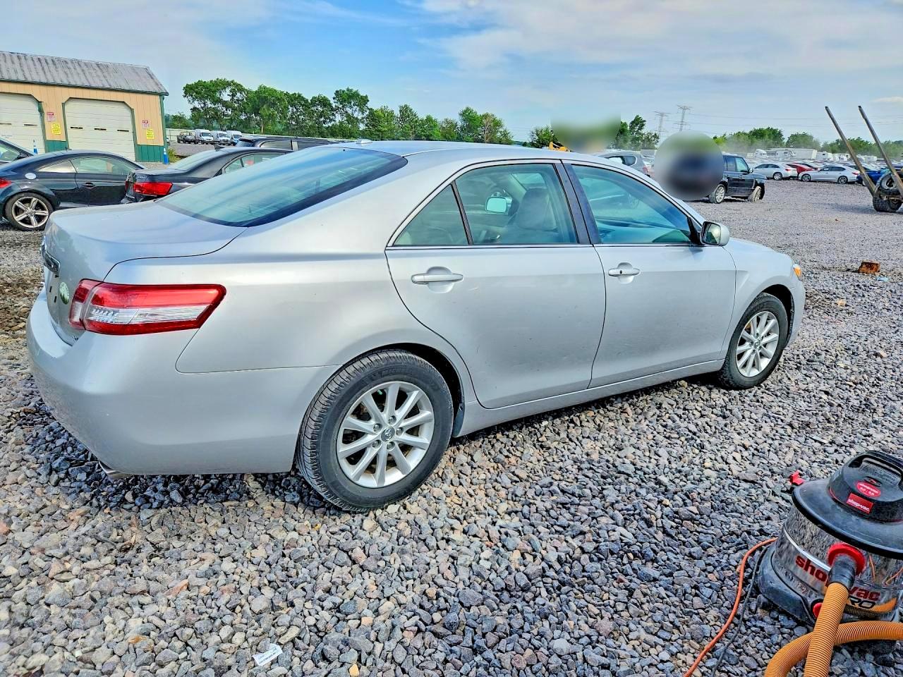 2010 Toyota Camry Xle V6 Silver vin: 4T1BK3EK8AU598570