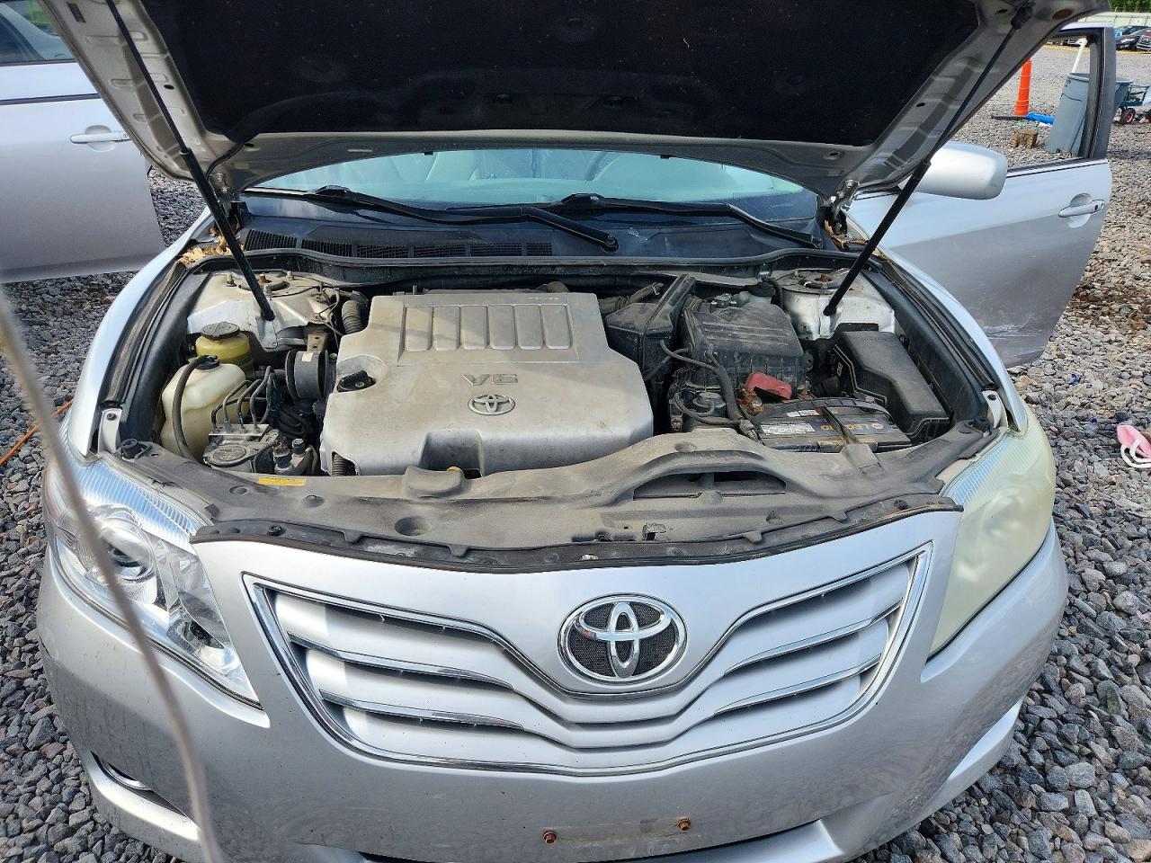 2010 Toyota Camry Xle V6 Silver vin: 4T1BK3EK8AU598570