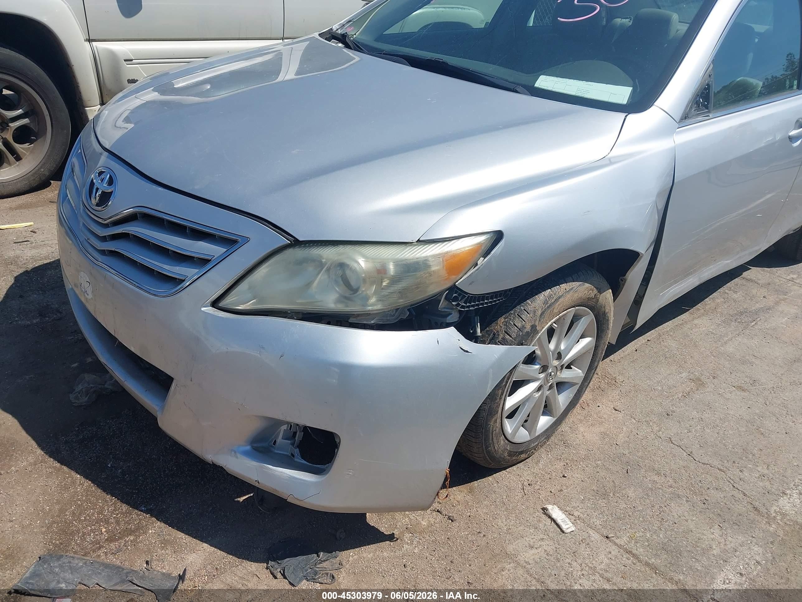 2011 Toyota Camry Xle V6 Silver vin: 4T1BK3EK8BU123065