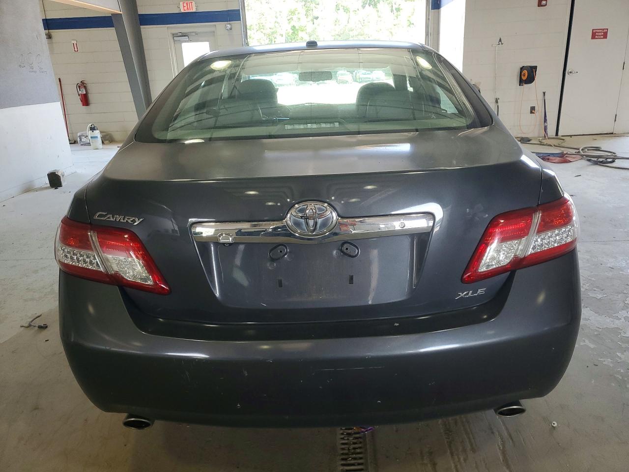 2011 Toyota Camry Xle V6 Silver vin: 4T1BK3EK8BU129481
