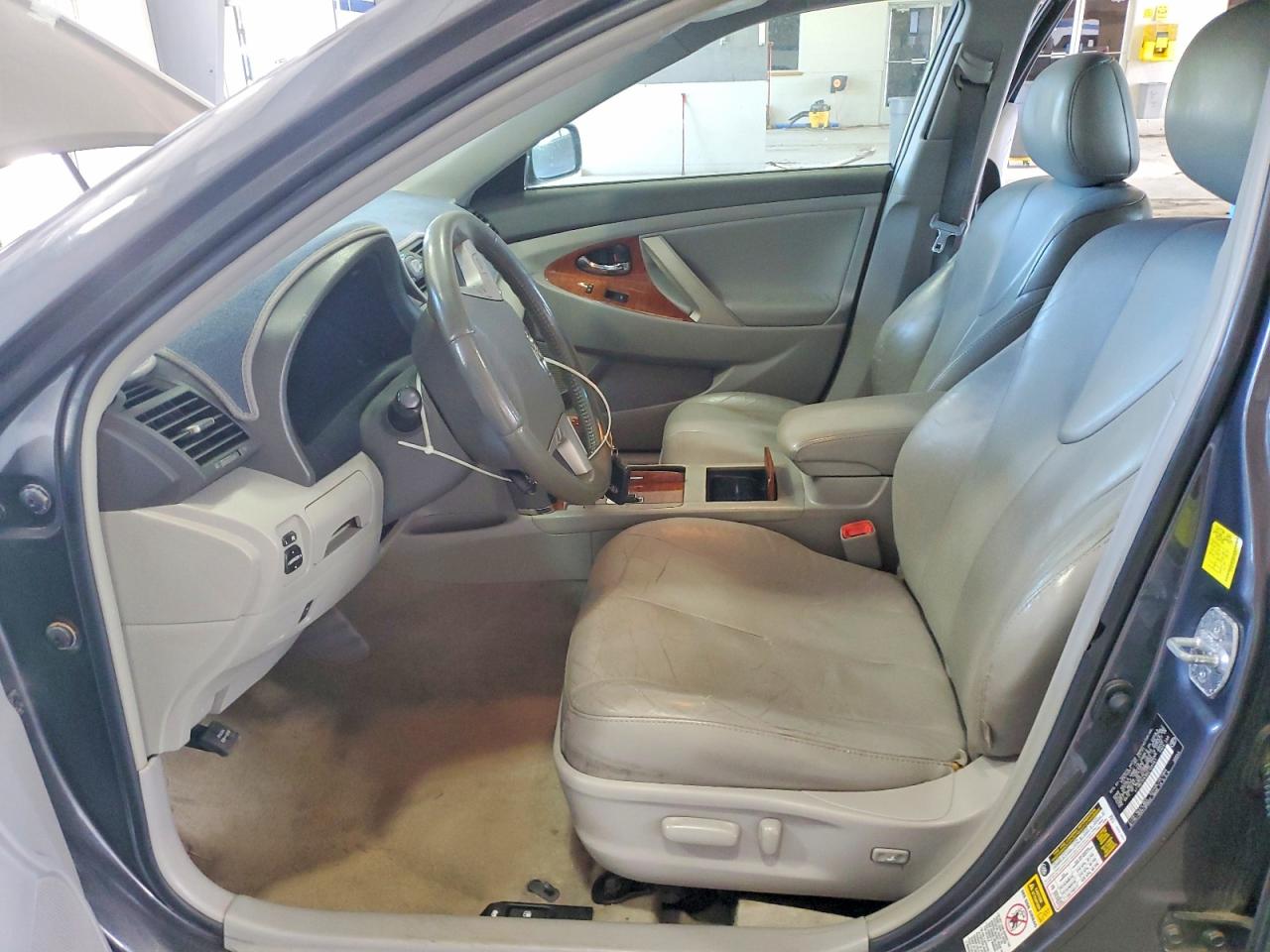 2011 Toyota Camry Xle V6 Silver vin: 4T1BK3EK8BU129481