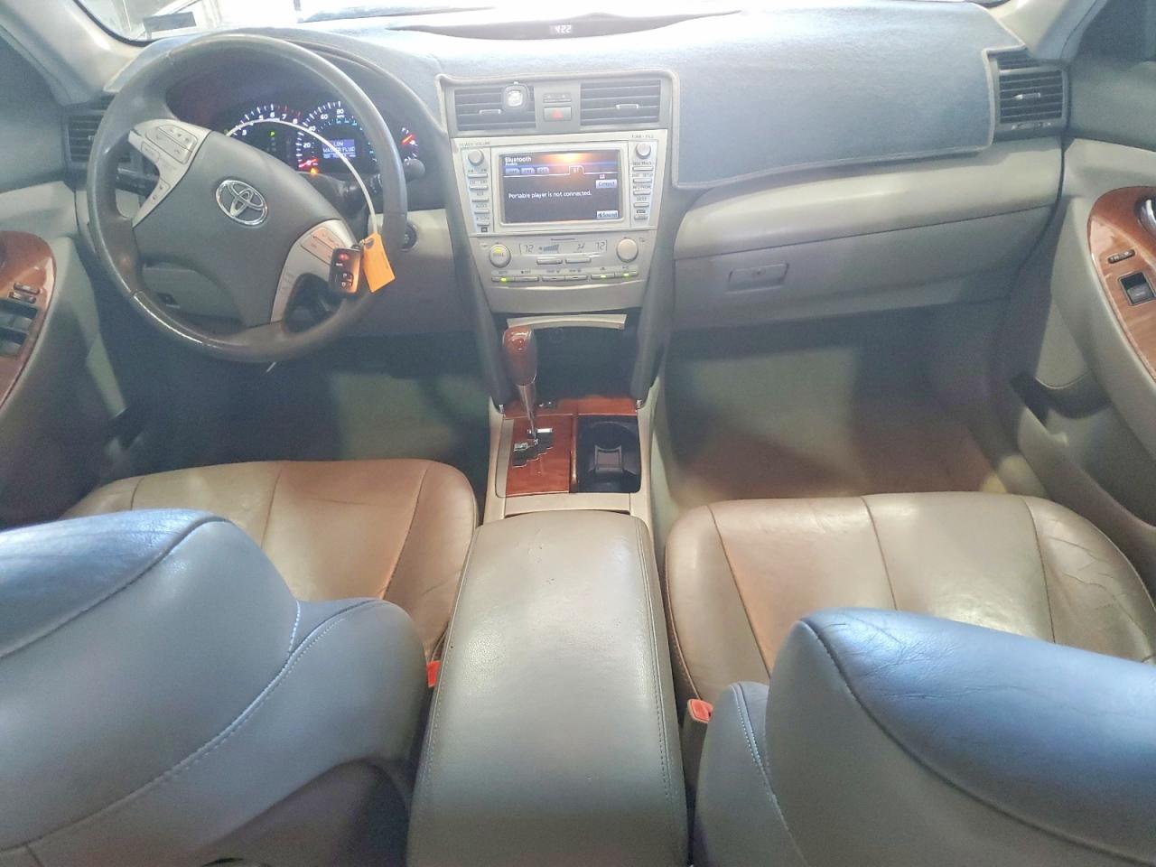 2011 Toyota Camry Xle V6 Silver vin: 4T1BK3EK8BU129481