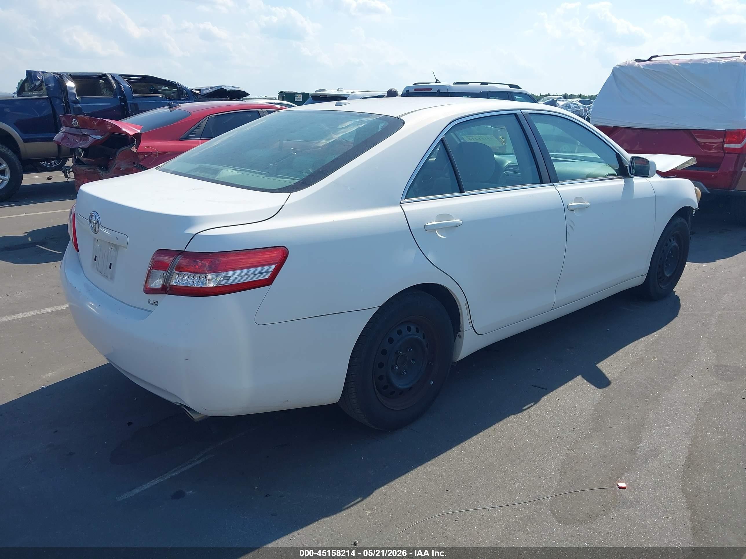 2011 Toyota Camry Le V6 White vin: 4T1BK3EK8BU614316