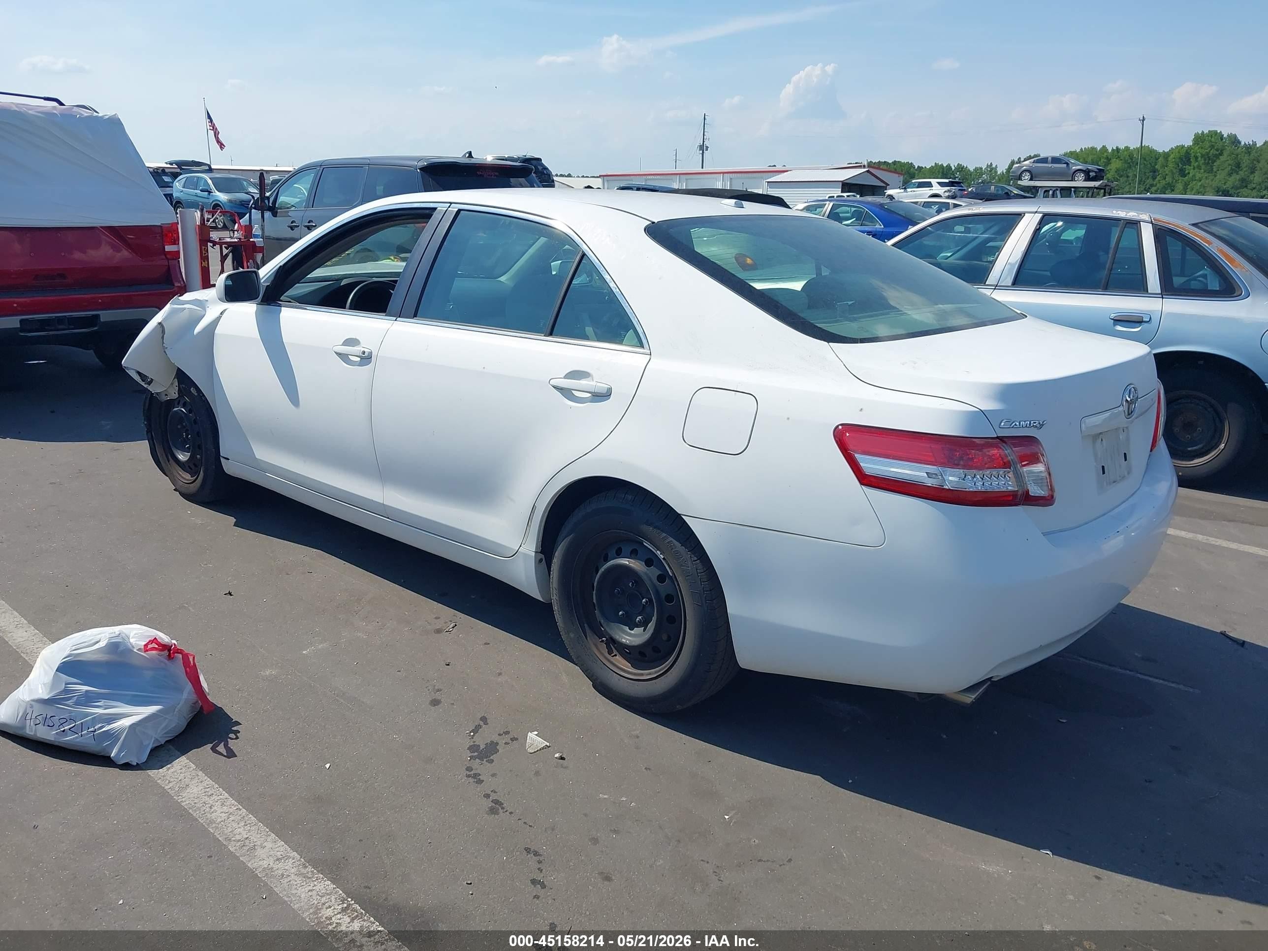 2011 Toyota Camry Le V6 White vin: 4T1BK3EK8BU614316
