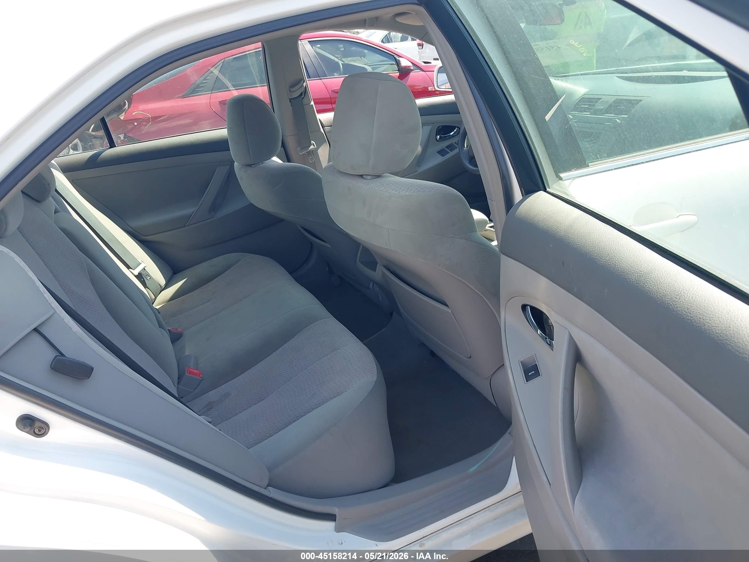 2011 Toyota Camry Le V6 White vin: 4T1BK3EK8BU614316