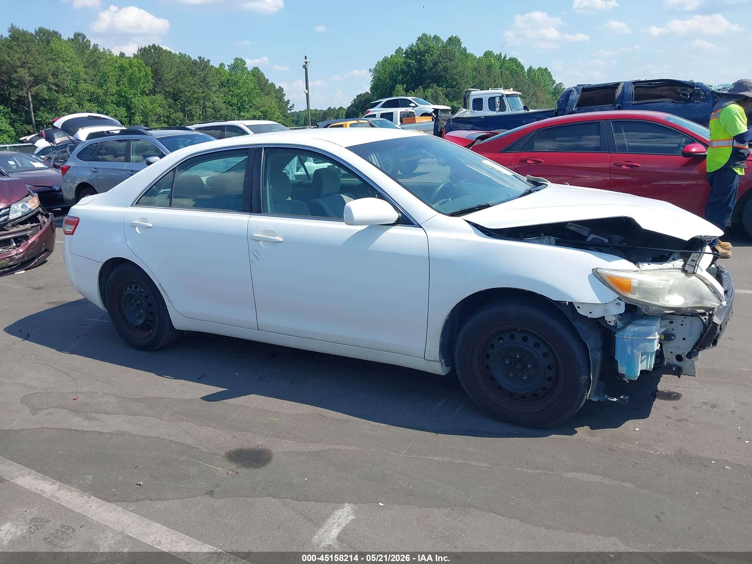 2011 Toyota Camry Le V6 White vin: 4T1BK3EK8BU614316