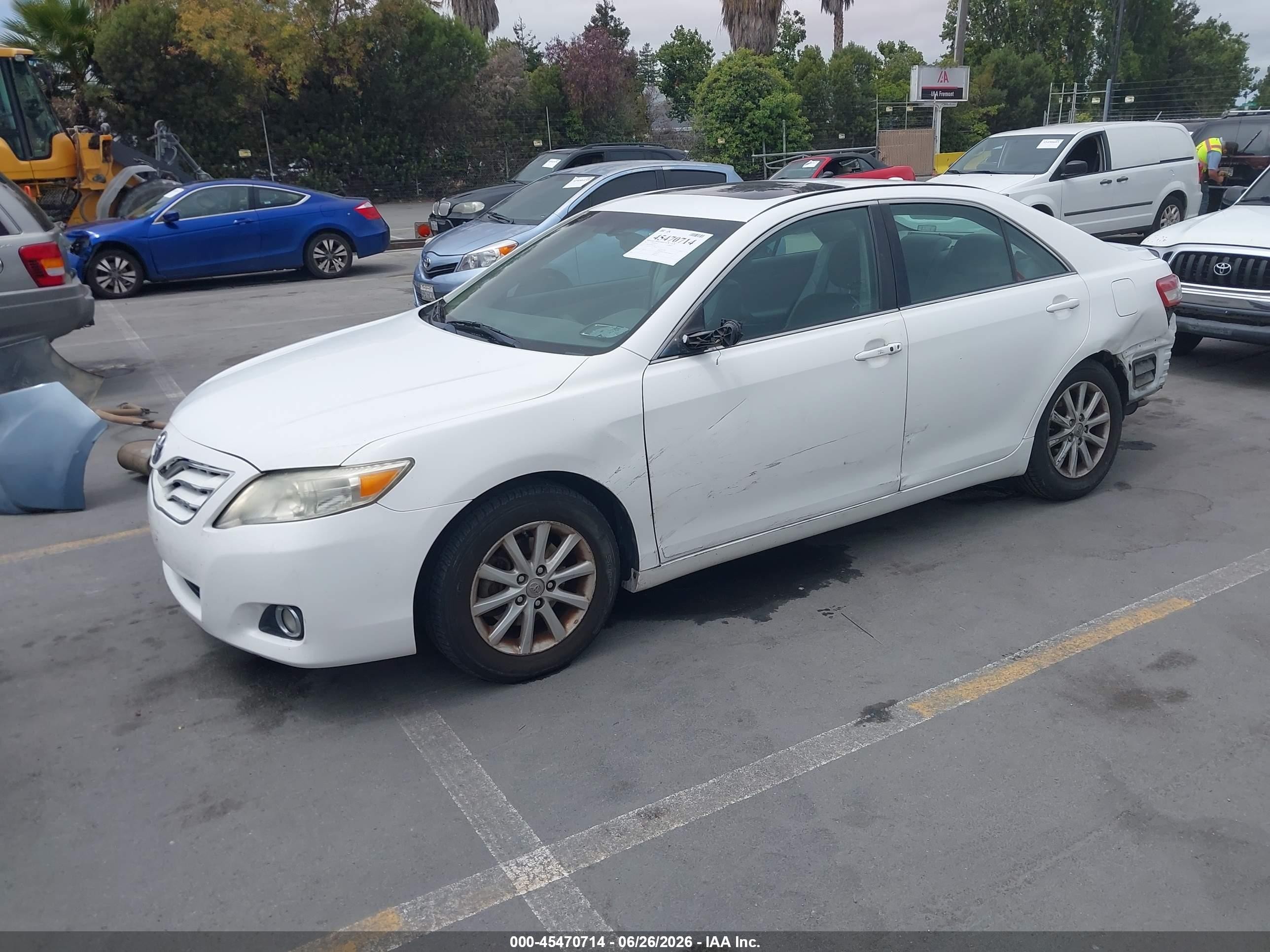 2011 Toyota Camry Xle V6 White vin: 4T1BK3EK8BU615109