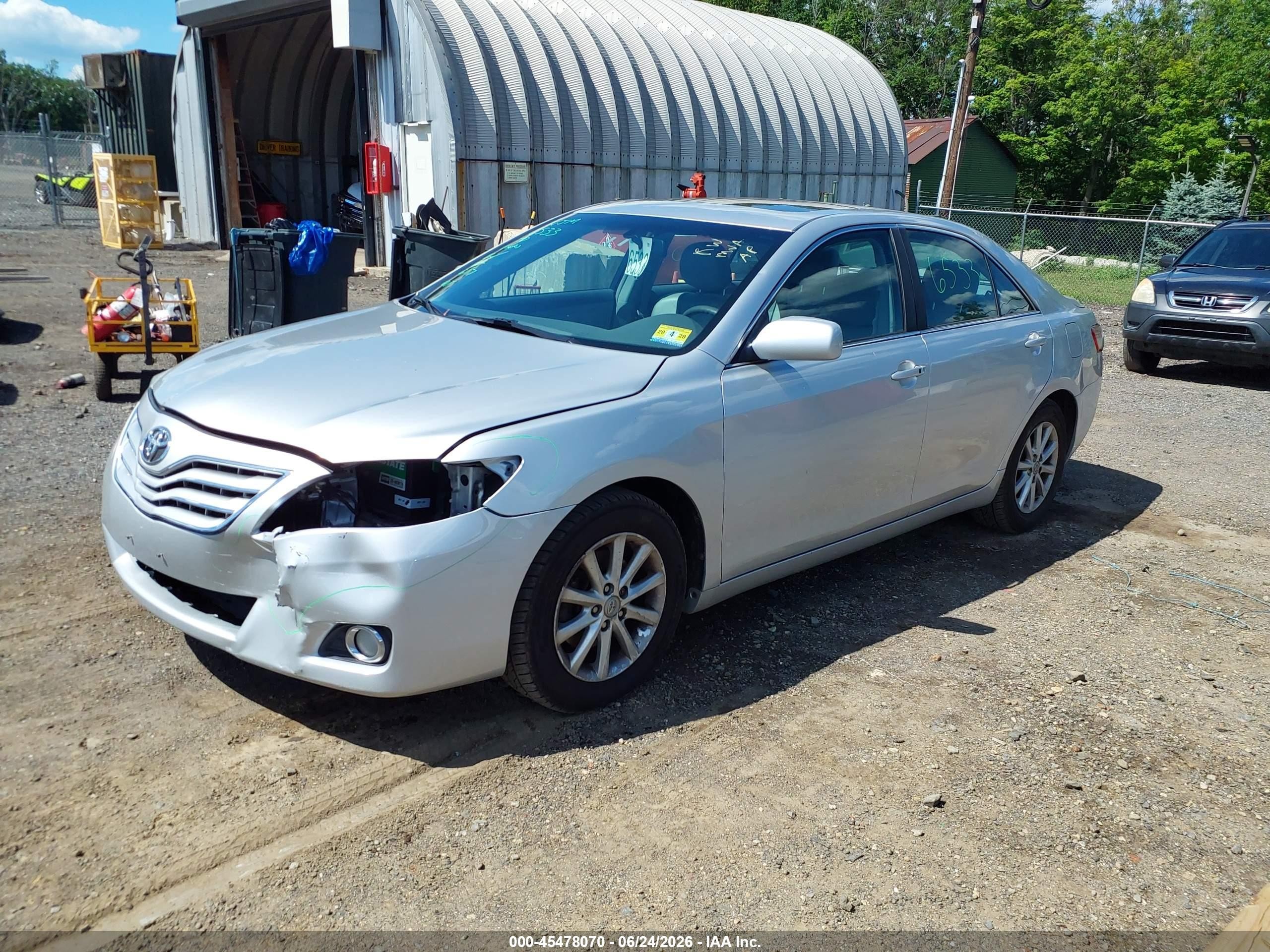 2011 Toyota Camry Xle V6 Серебряный vin: 4T1BK3EK8BU626854