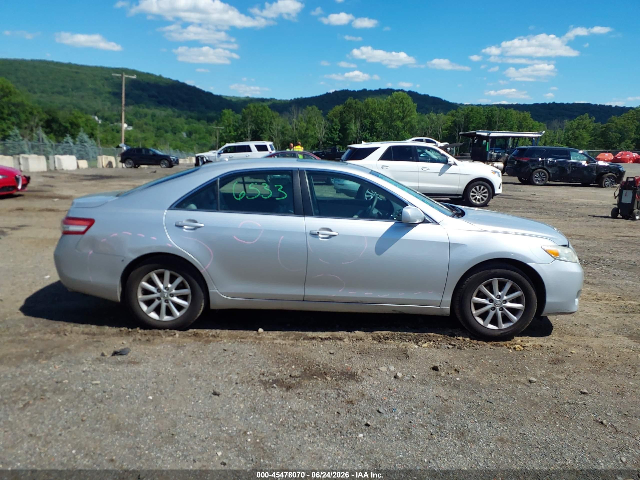 2011 Toyota Camry Xle V6 Серебряный vin: 4T1BK3EK8BU626854