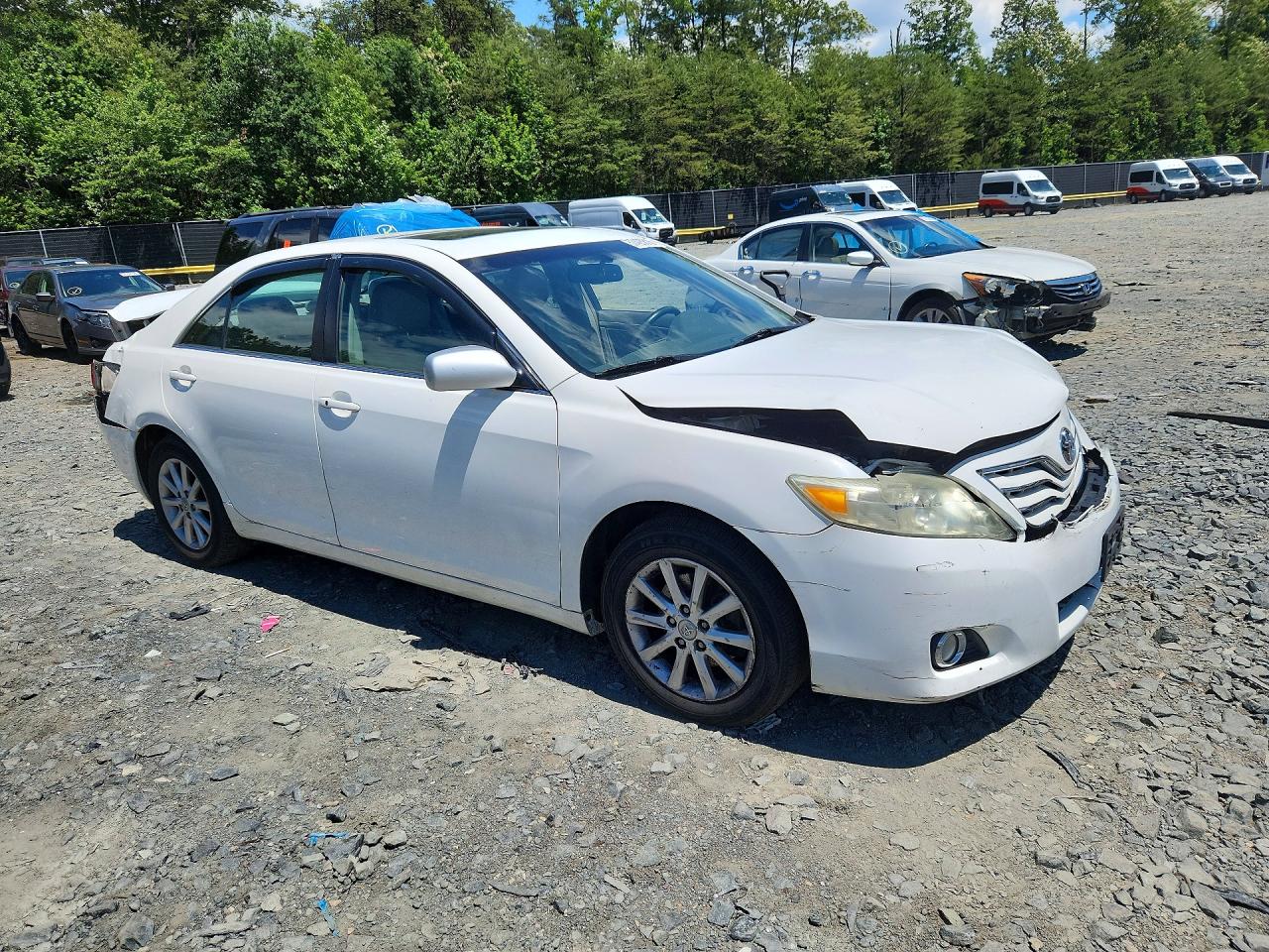 2011 Toyota Camry Xle V6 White vin: 4T1BK3EK9BU614602