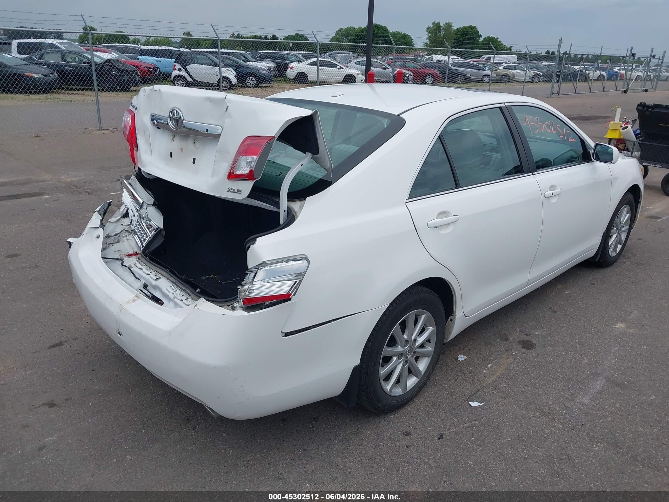 2011 Toyota Camry Xle V6 White vin: 4T1BK3EK9BU623378